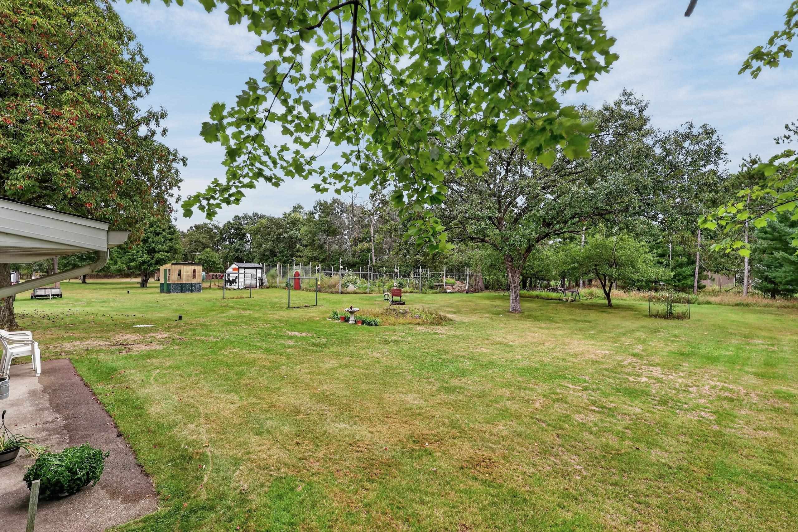 7651 Deer Lane Property Photo 3