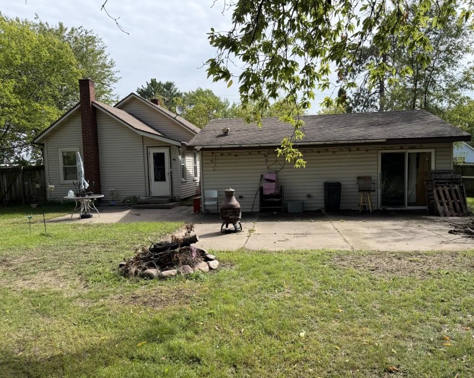 1100 Pine Street Property Photo 3