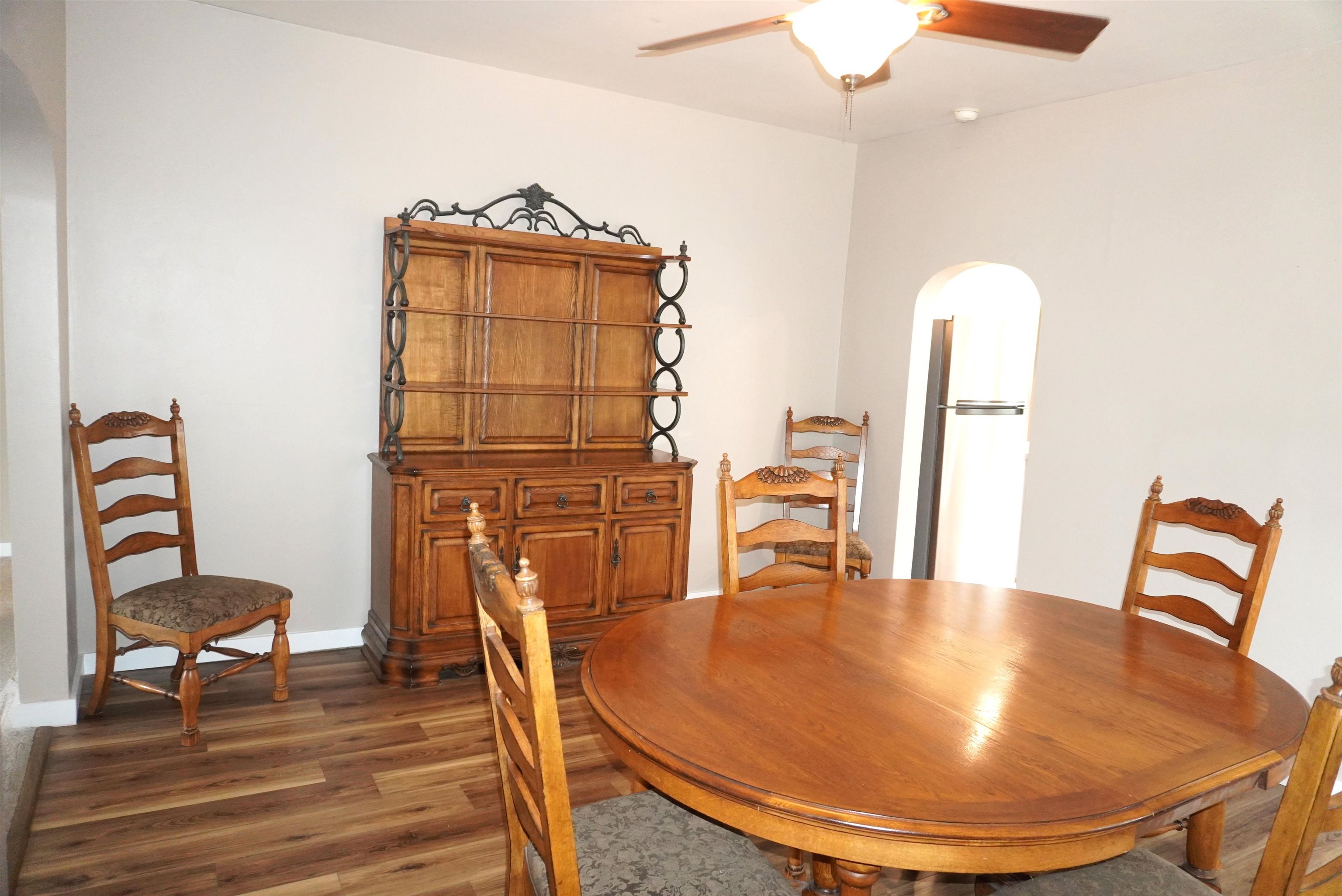 1605 E Main Street Property Photo 14
