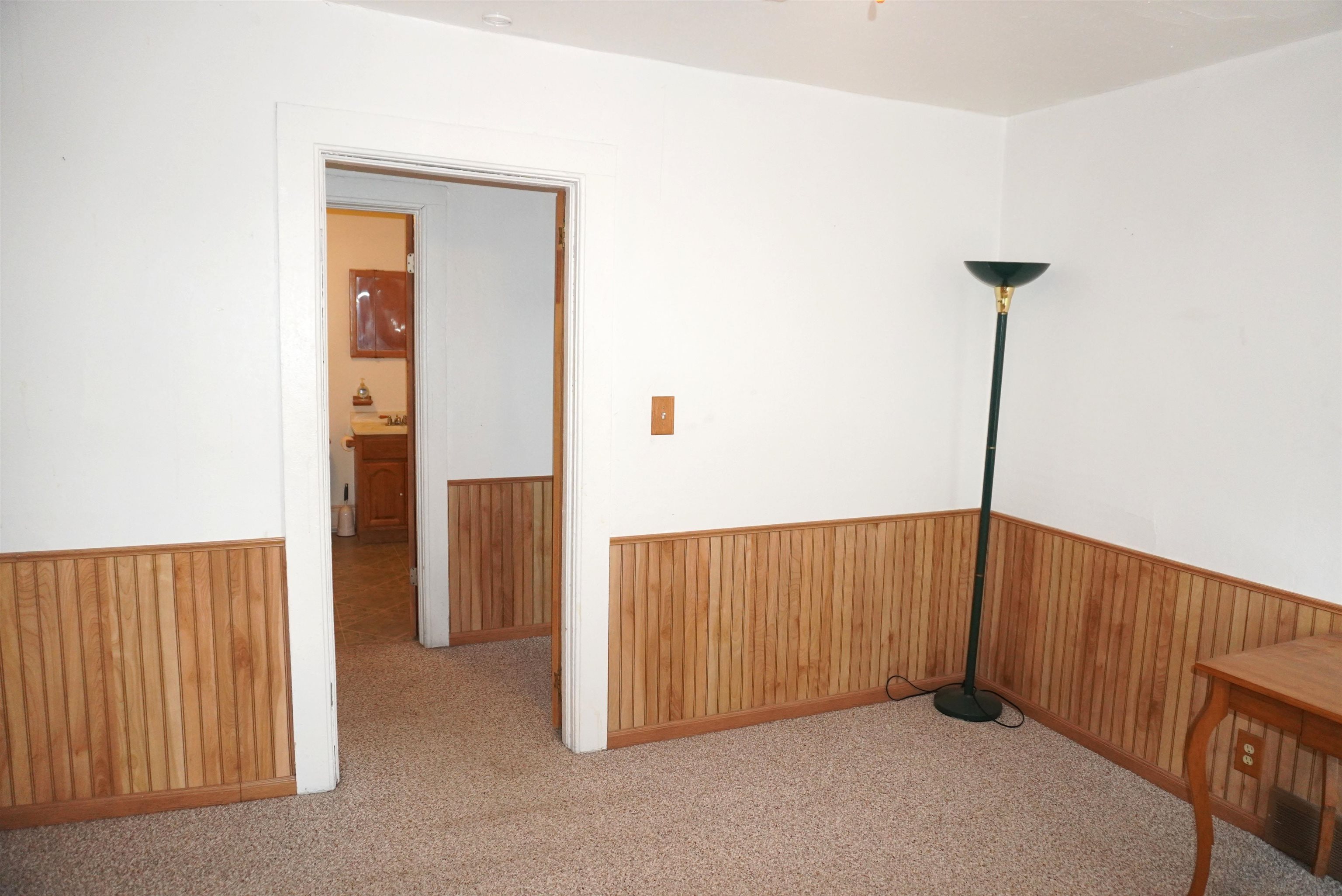 1605 E Main Street Property Photo 38