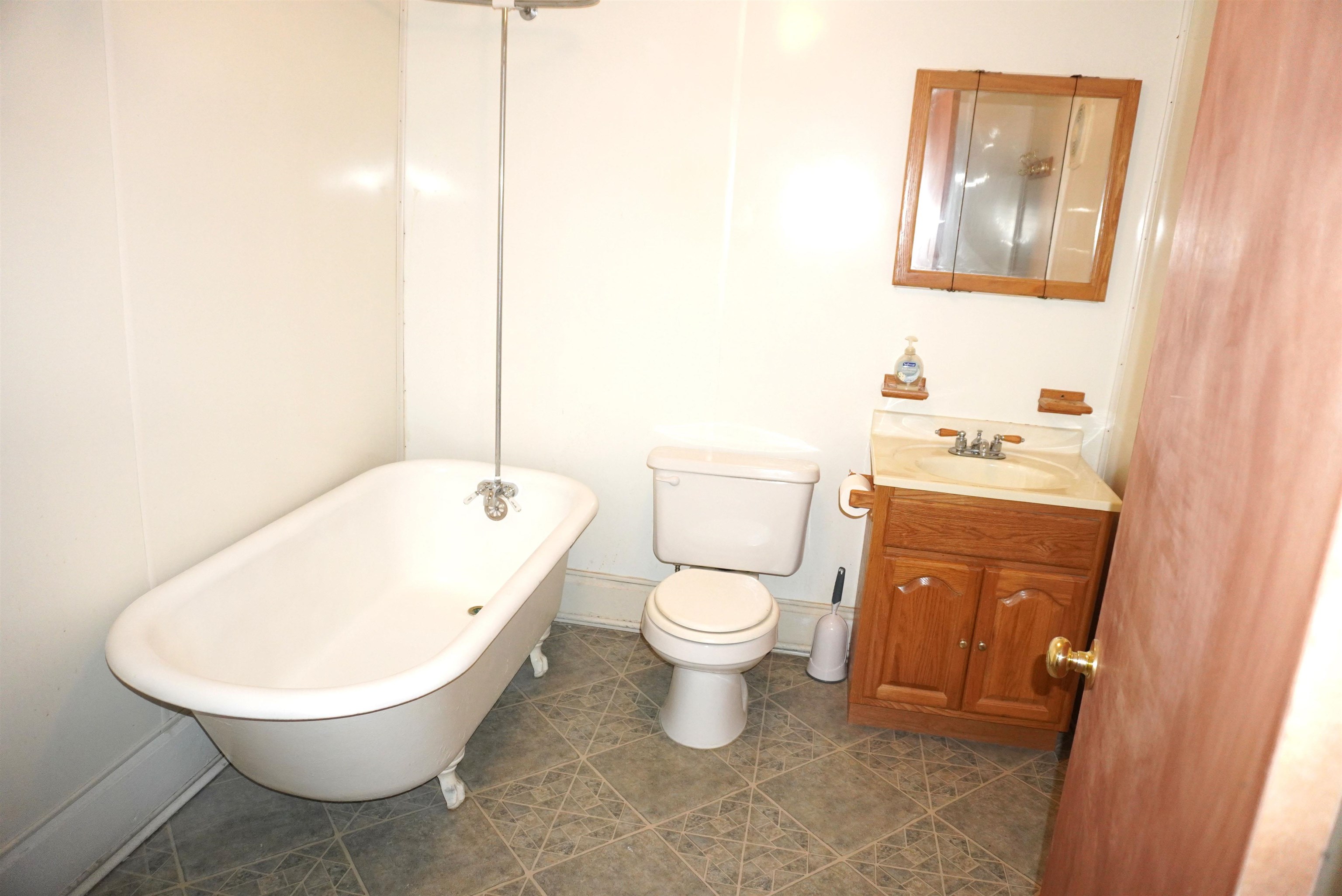1605 E Main Street Property Photo 43