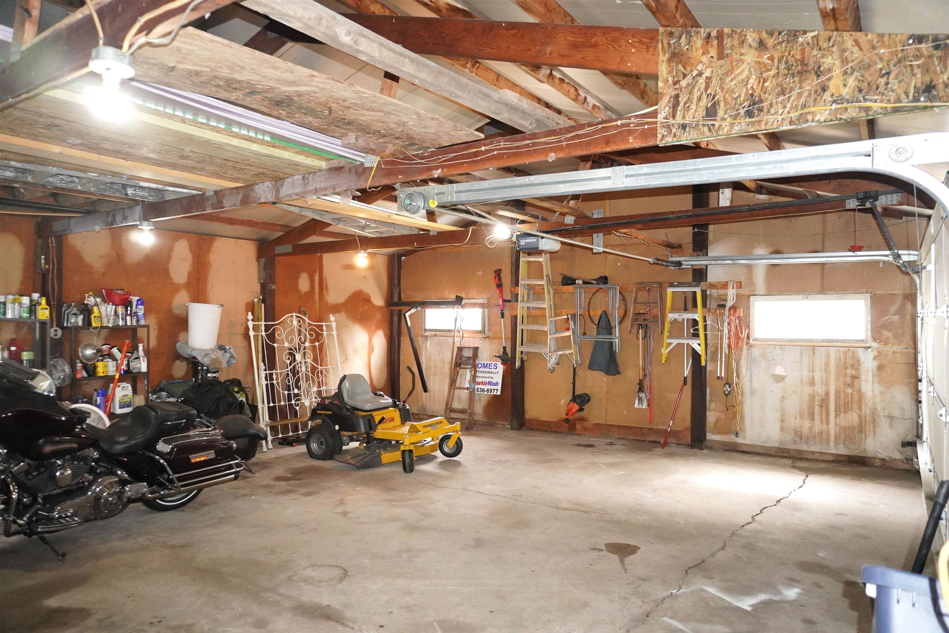 1605 E Main Street Property Photo 44