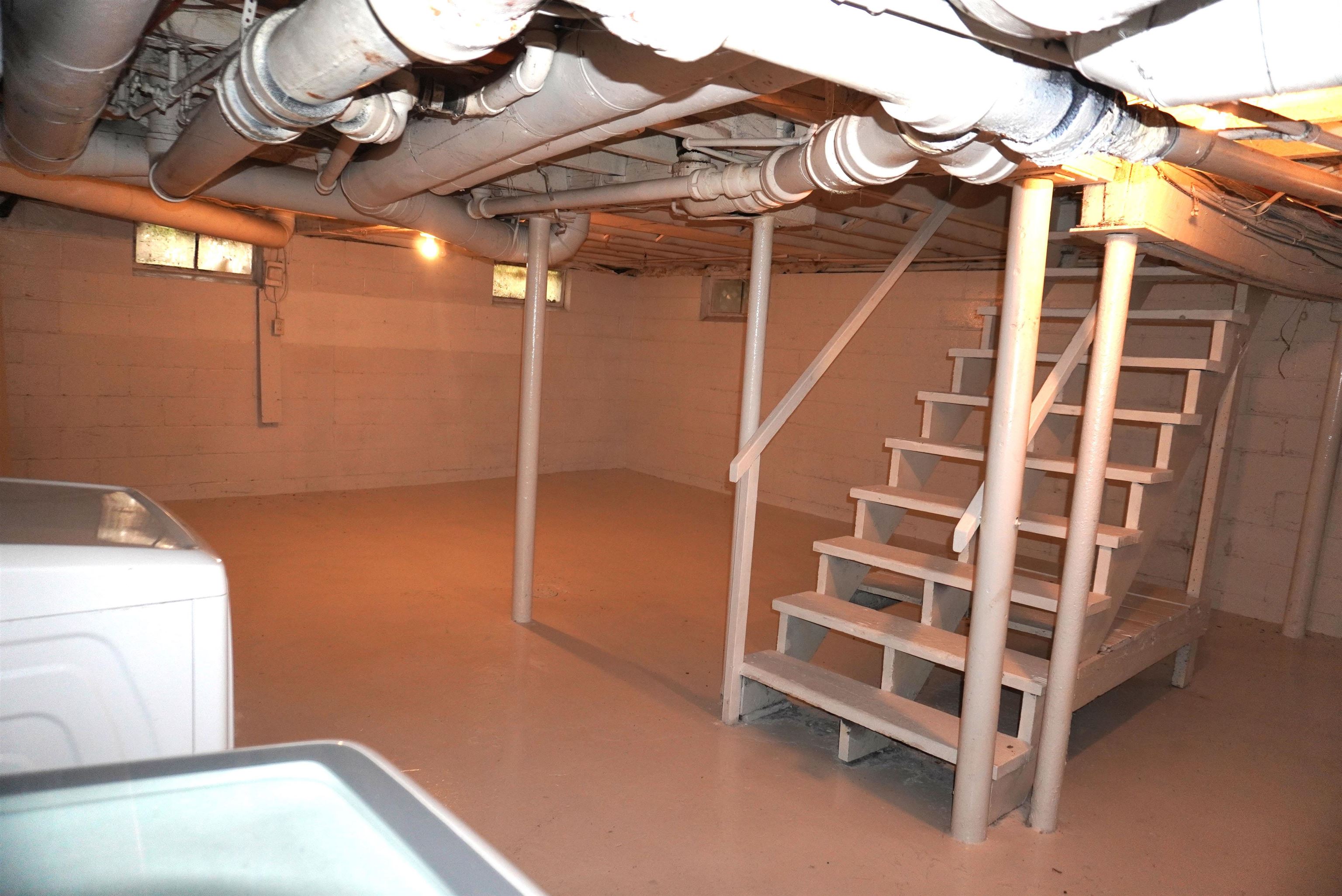 1605 E Main Street Property Photo 46