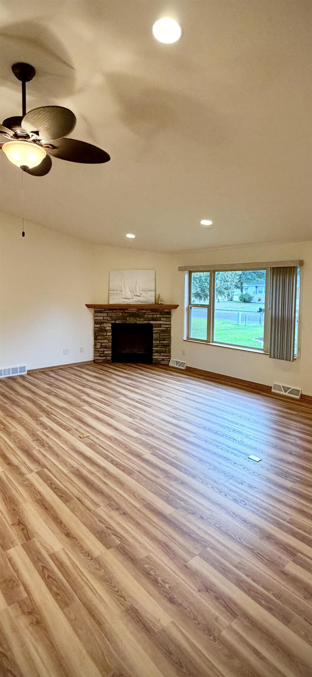 306 Birch Street Property Photo 8