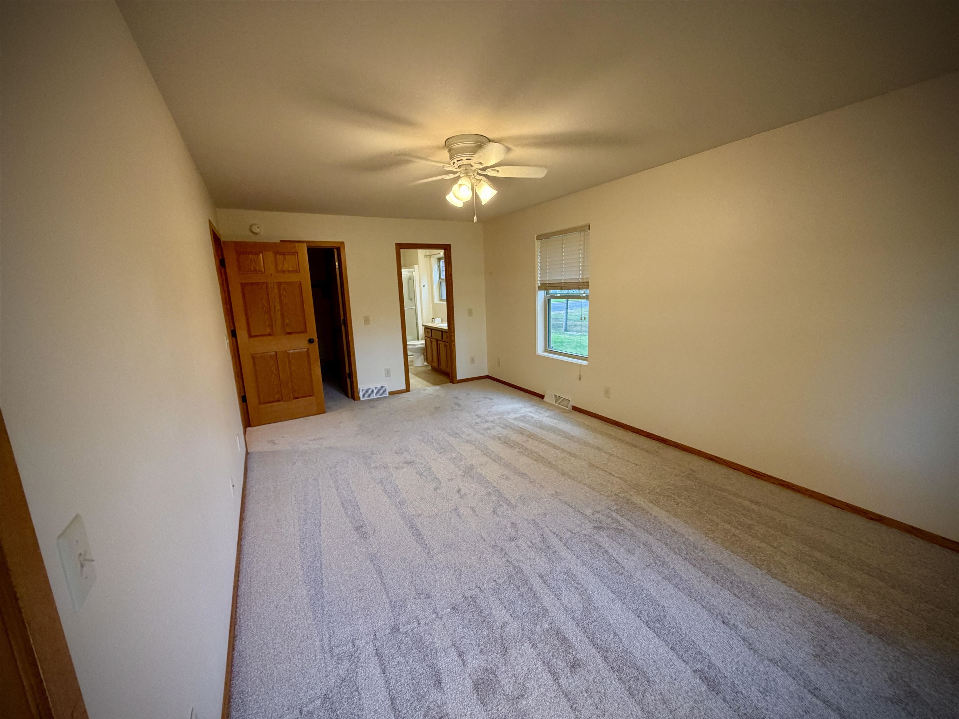 306 Birch Street Property Photo 10