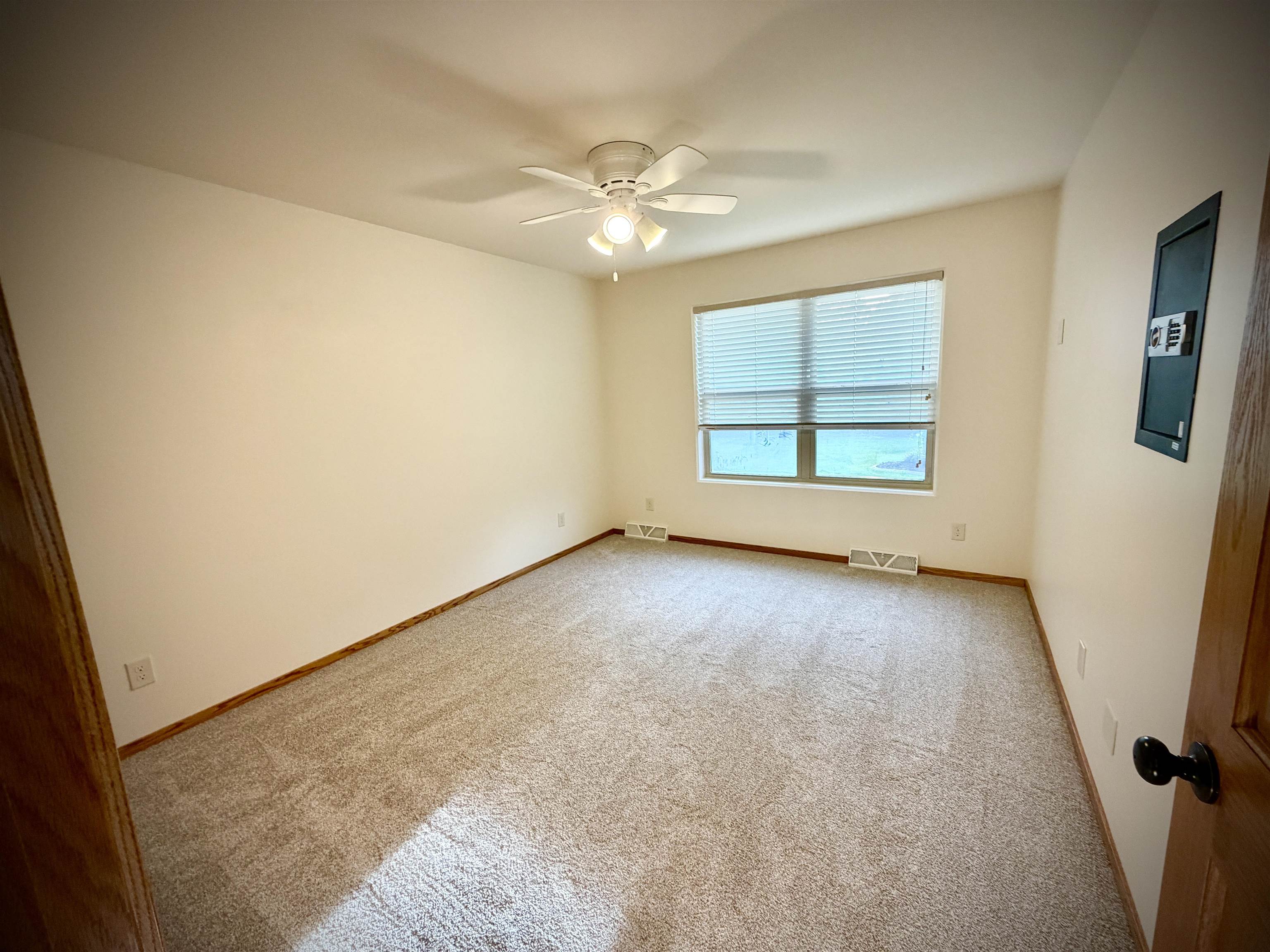 306 Birch Street Property Photo 12