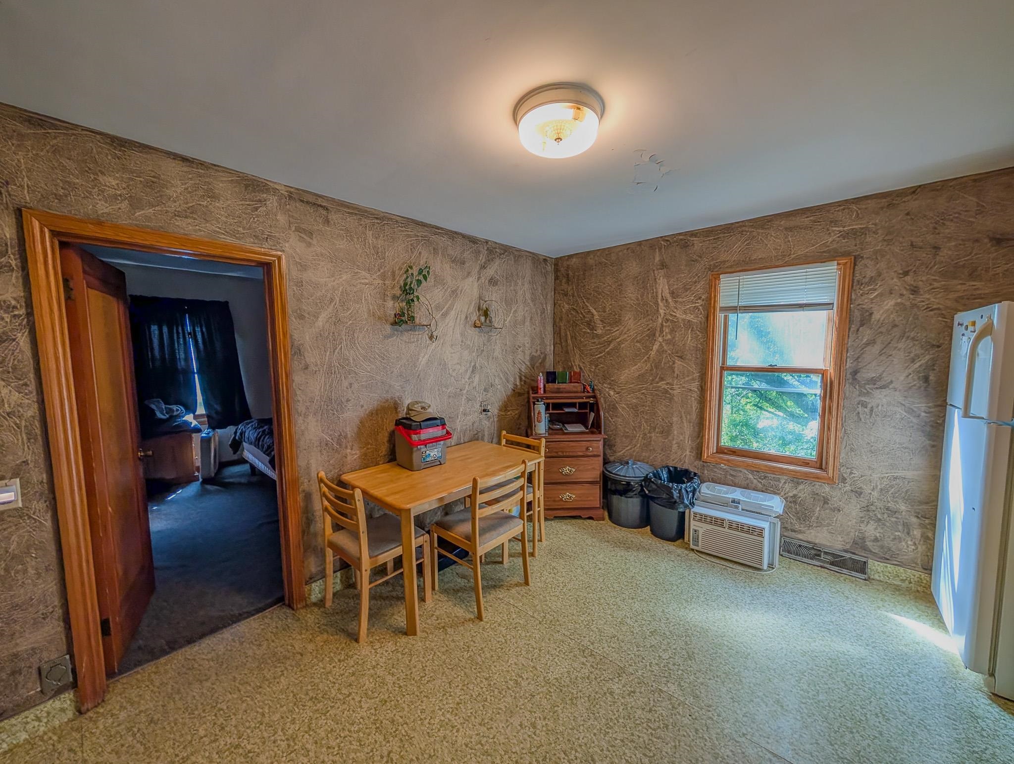 1708 Merrill Avenue Property Photo 4