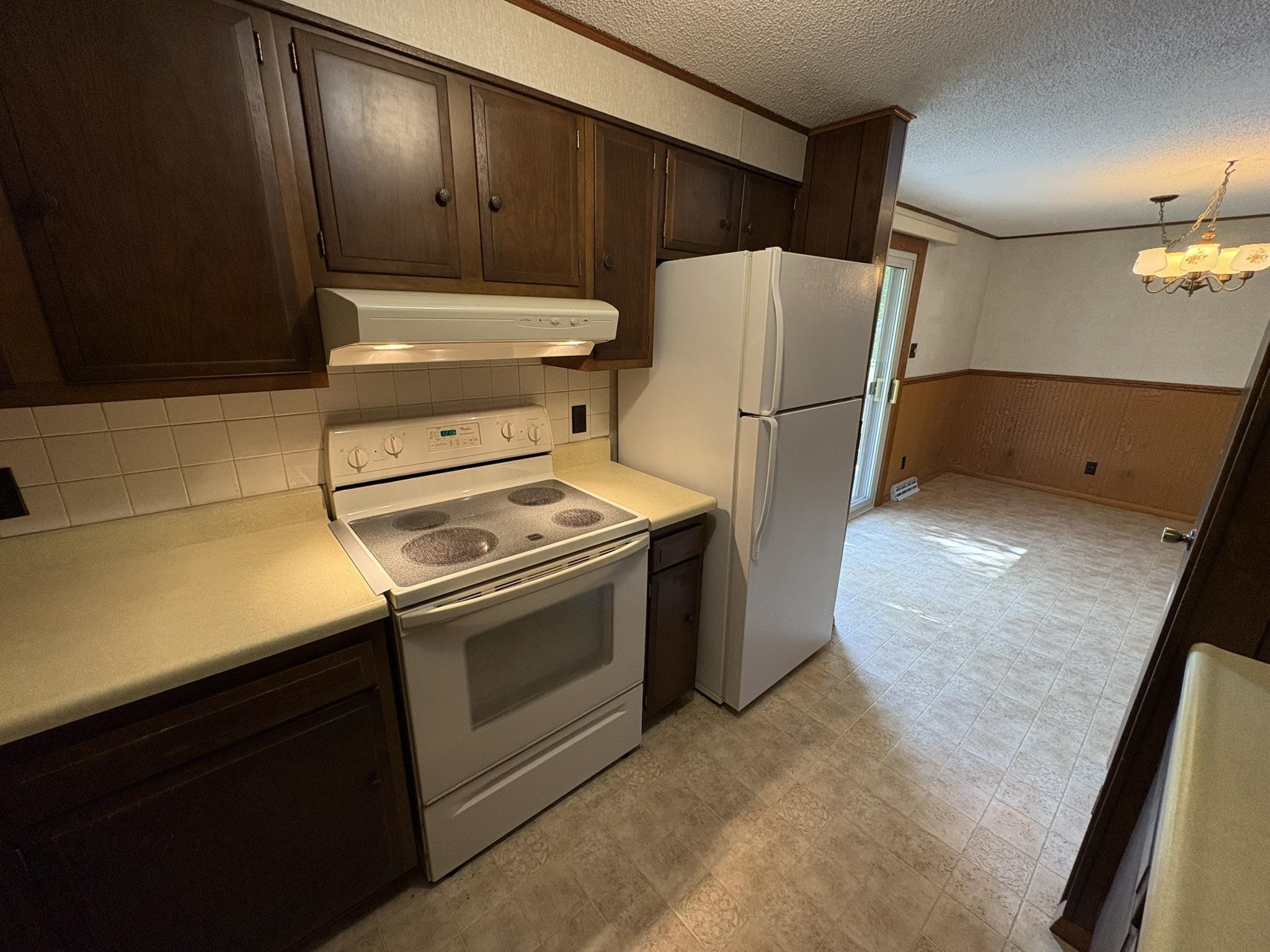 4555 Lynn Hill Road Property Photo 9