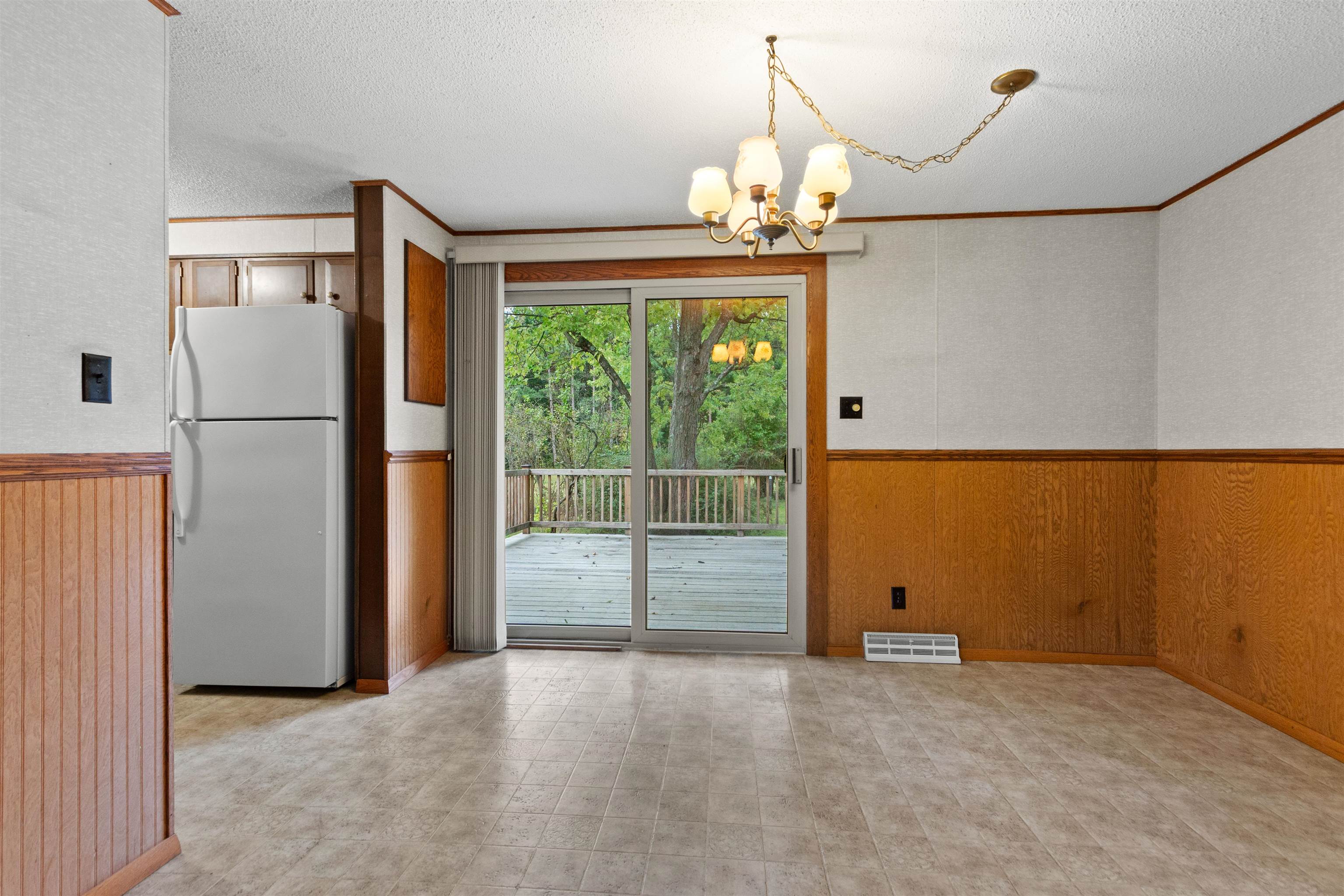 4555 Lynn Hill Road Property Photo 11