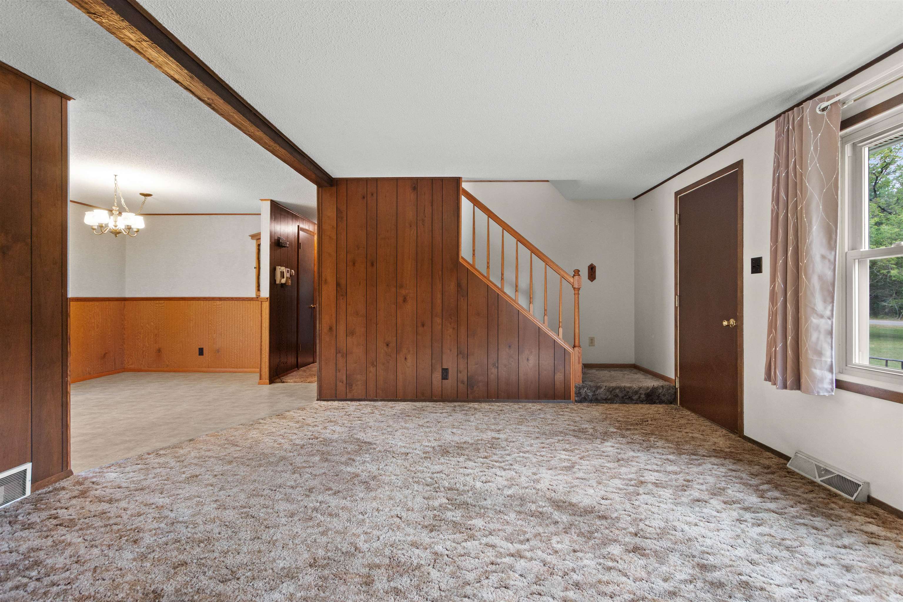 4555 Lynn Hill Road Property Photo 15