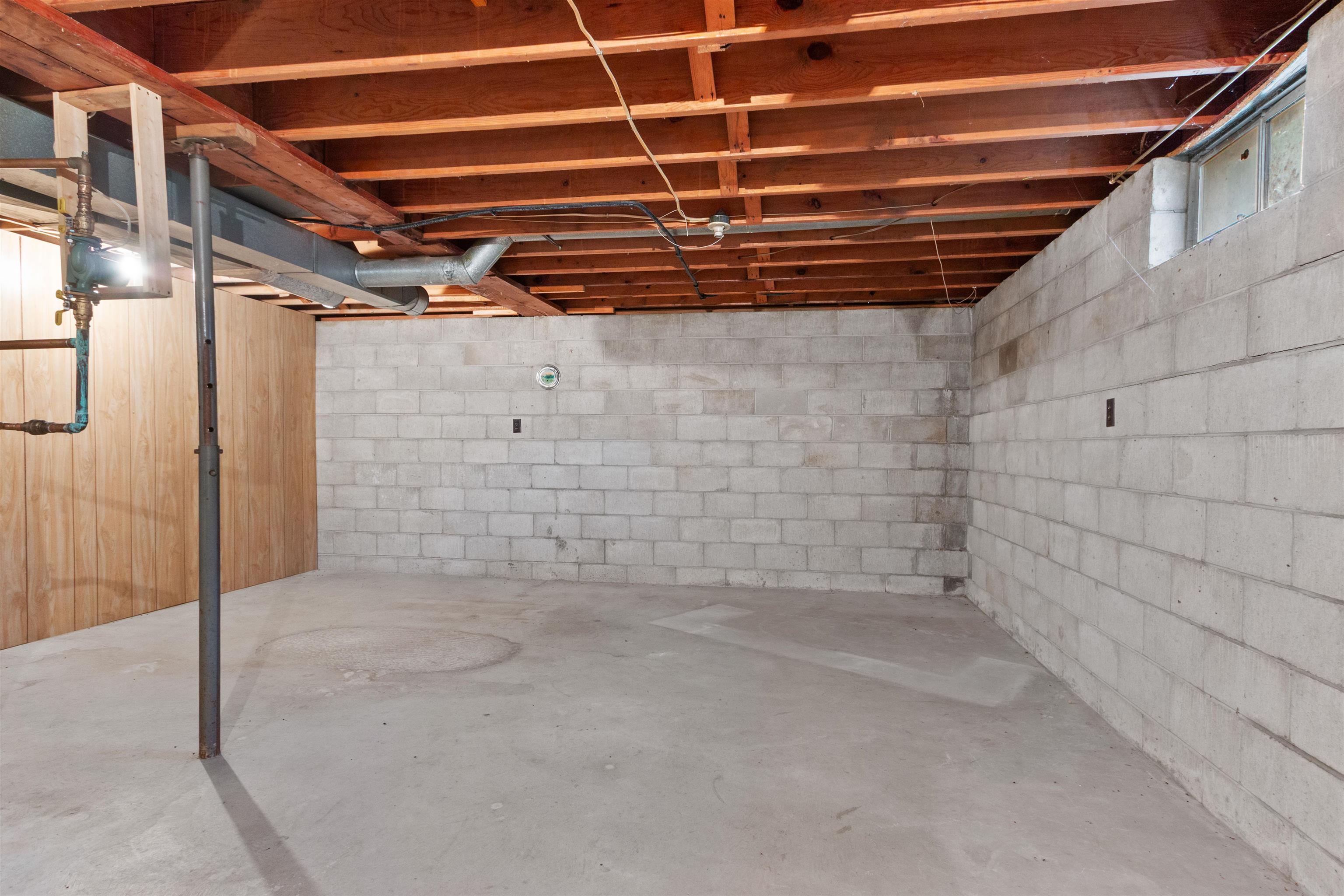 4555 Lynn Hill Road Property Photo 23