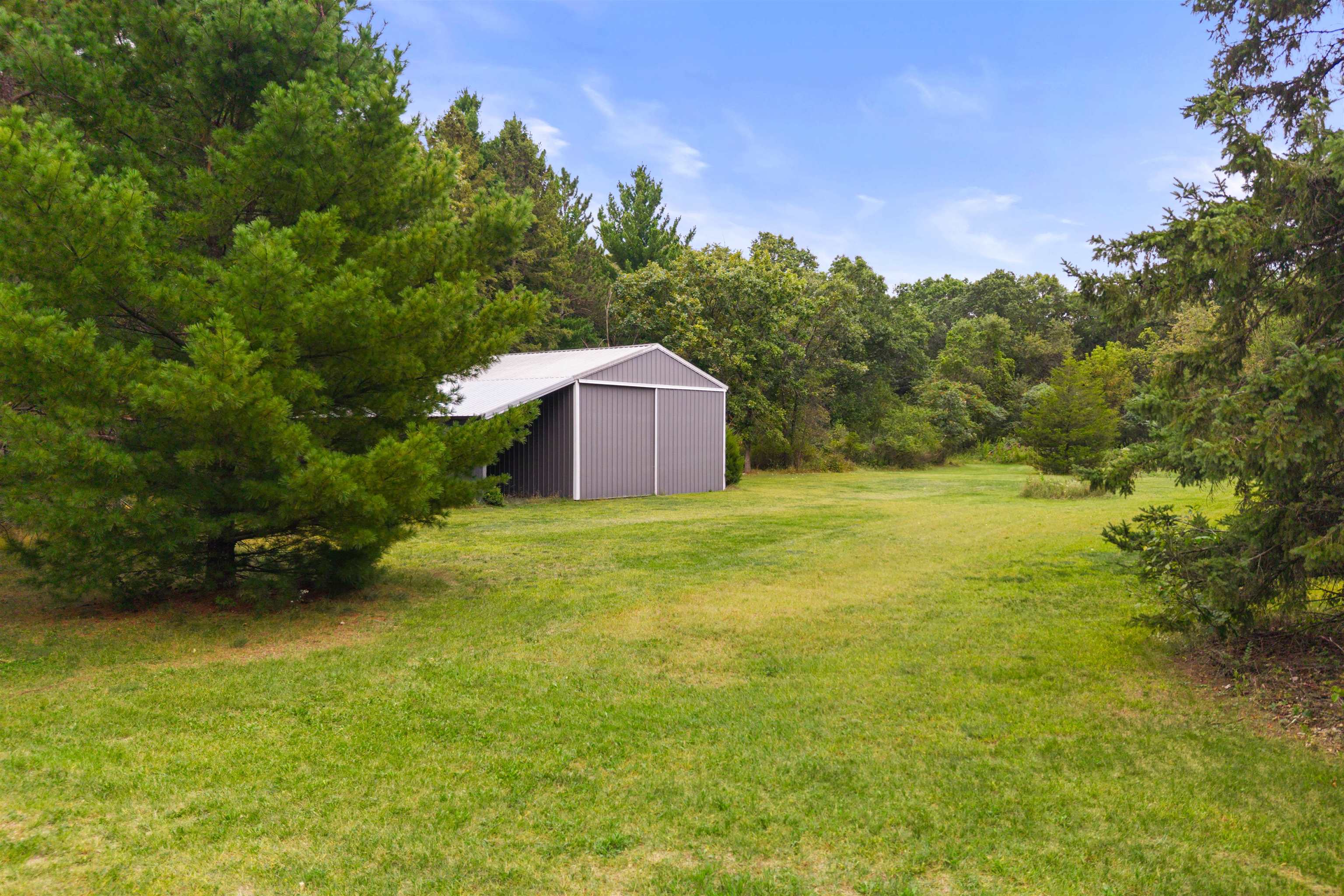 4555 Lynn Hill Road Property Photo 46