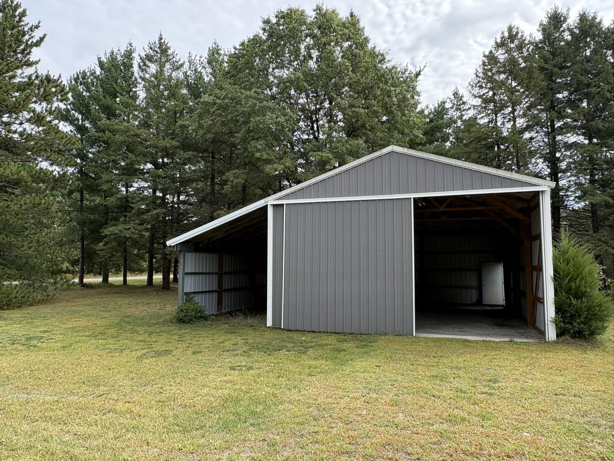 4555 Lynn Hill Road Property Photo 48