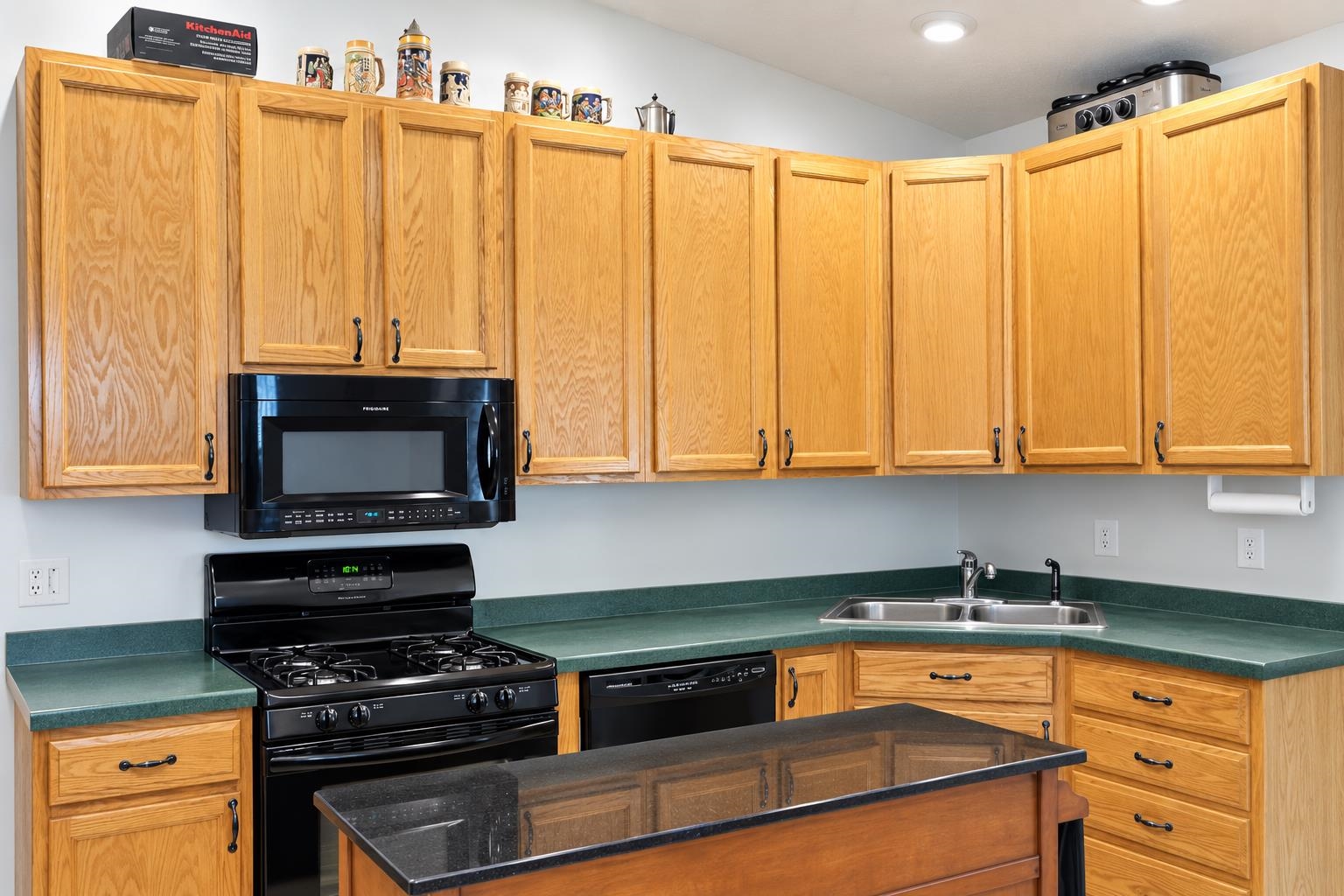 1502 Milwaukee Avenue Property Photo 5