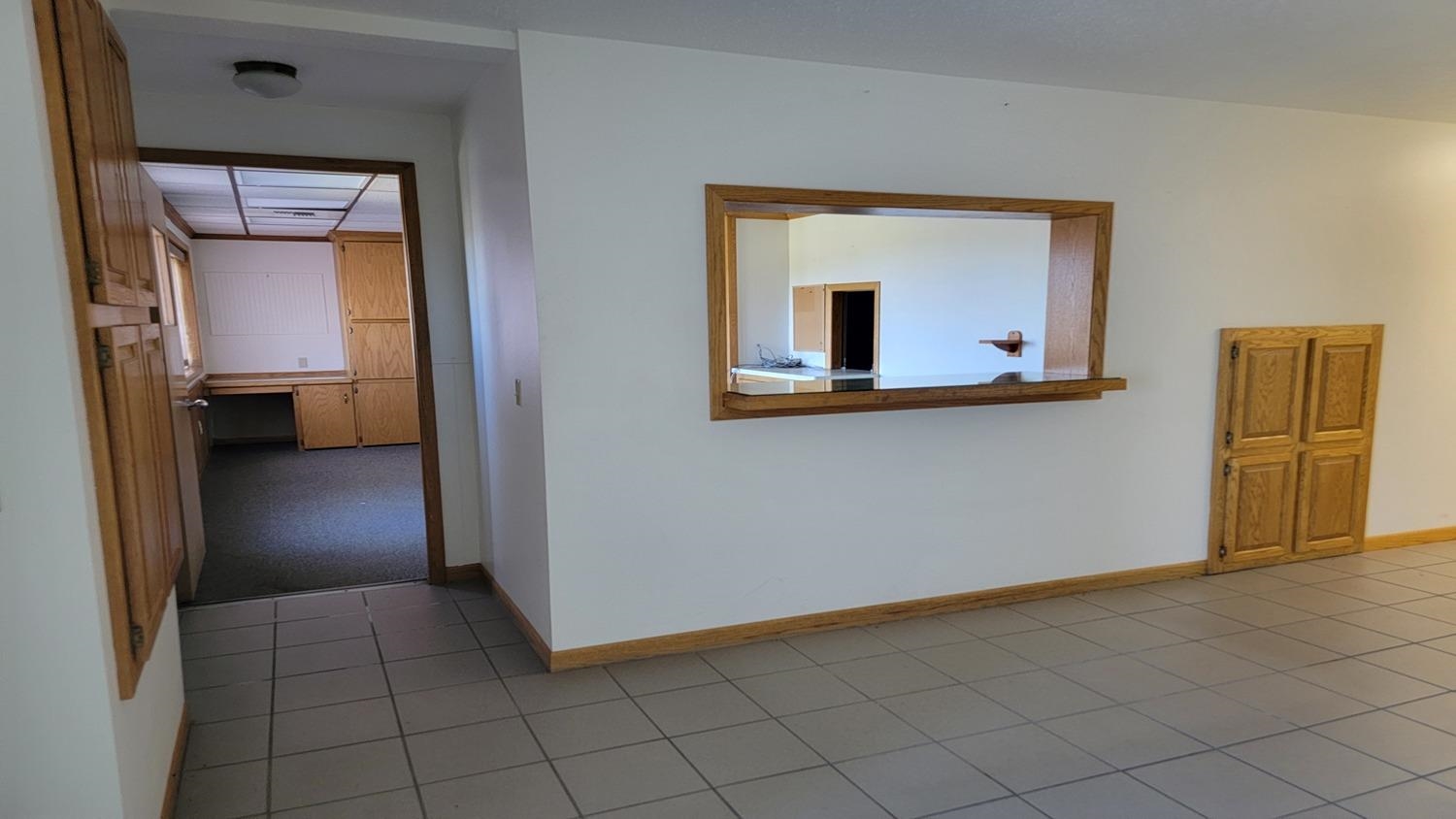 10610 Washington Avenue Property Photo 4