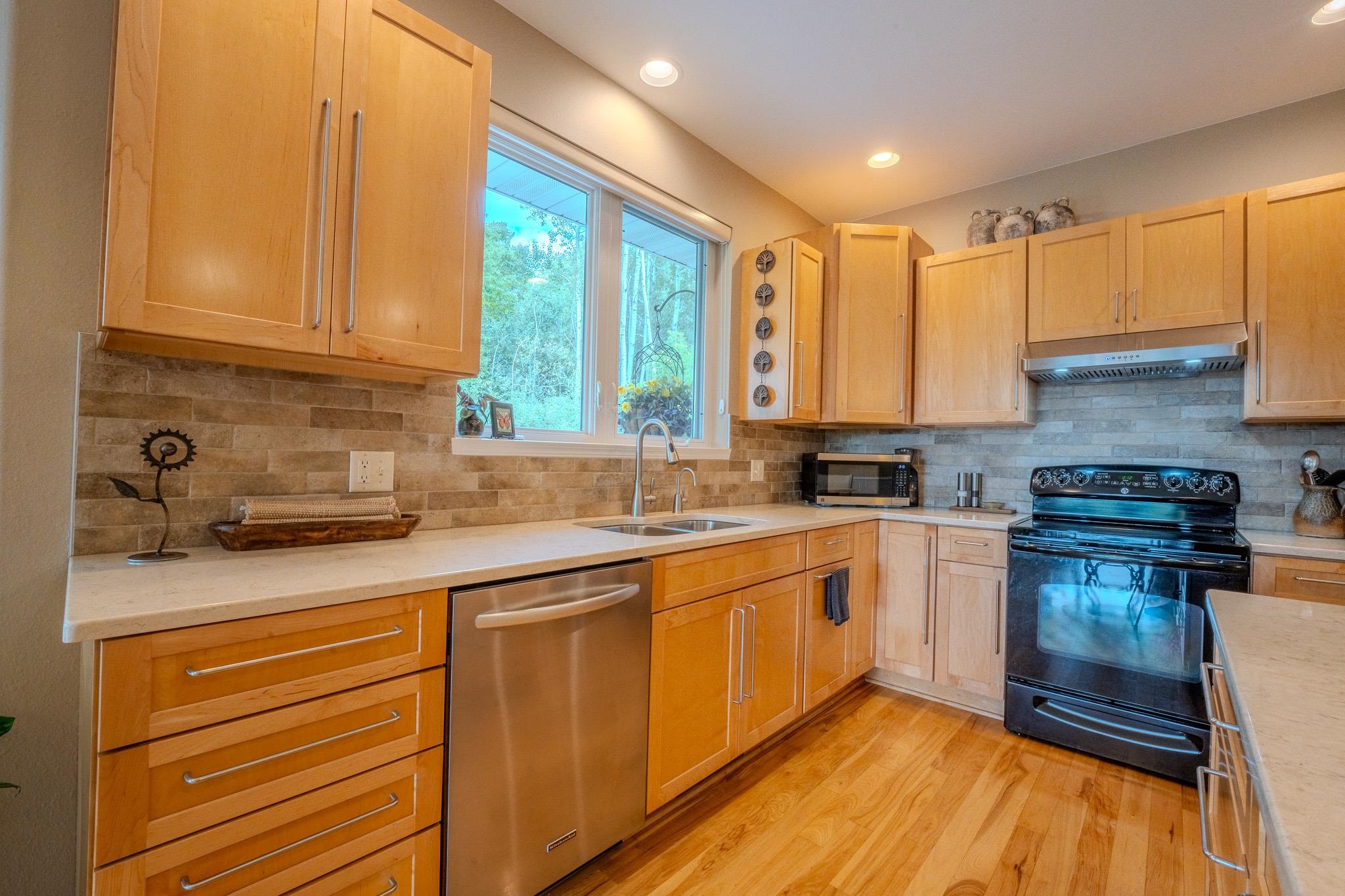 1804 Poplar Lane Property Photo 8