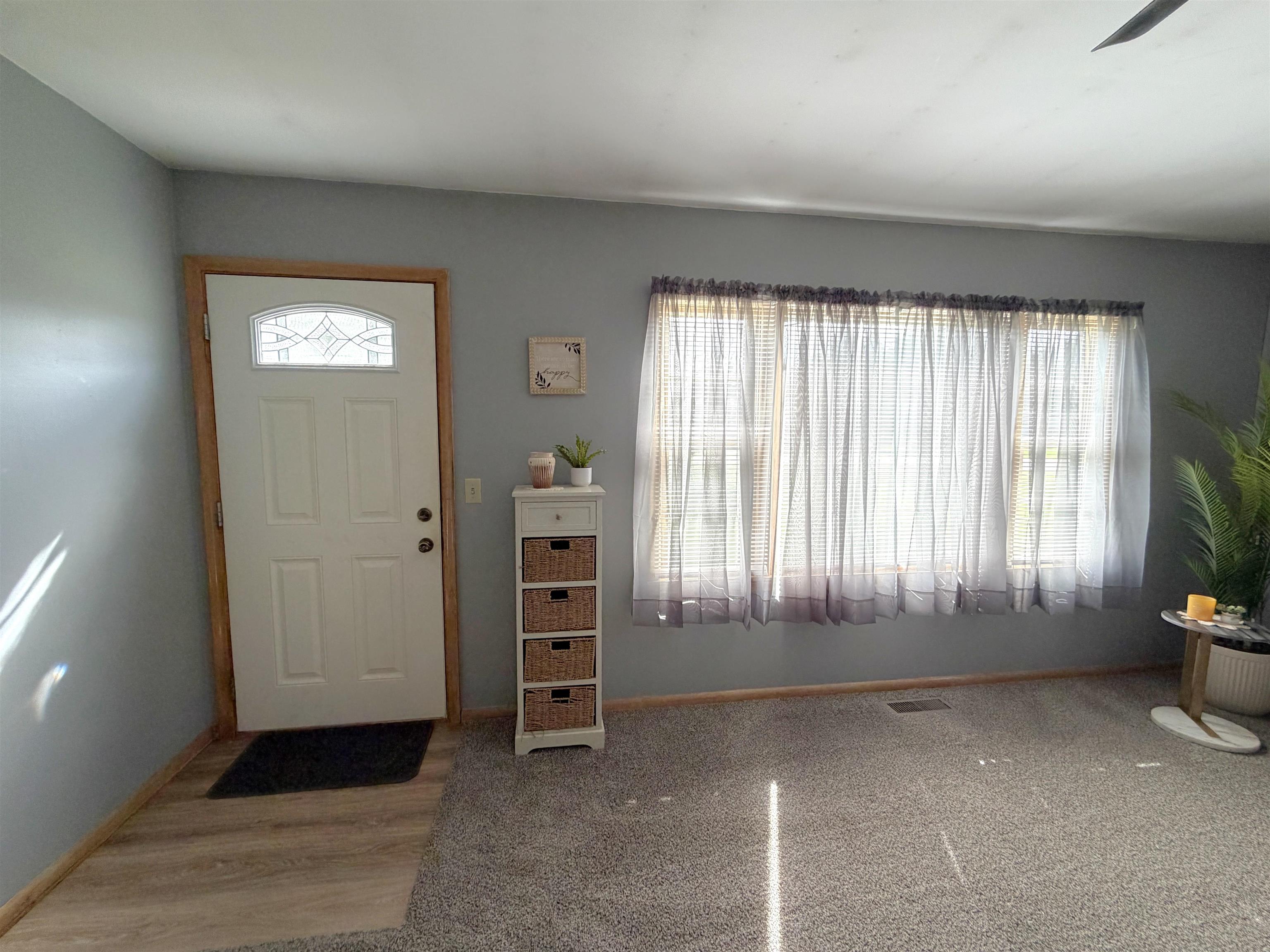 W9568 North Avenue Property Photo 6