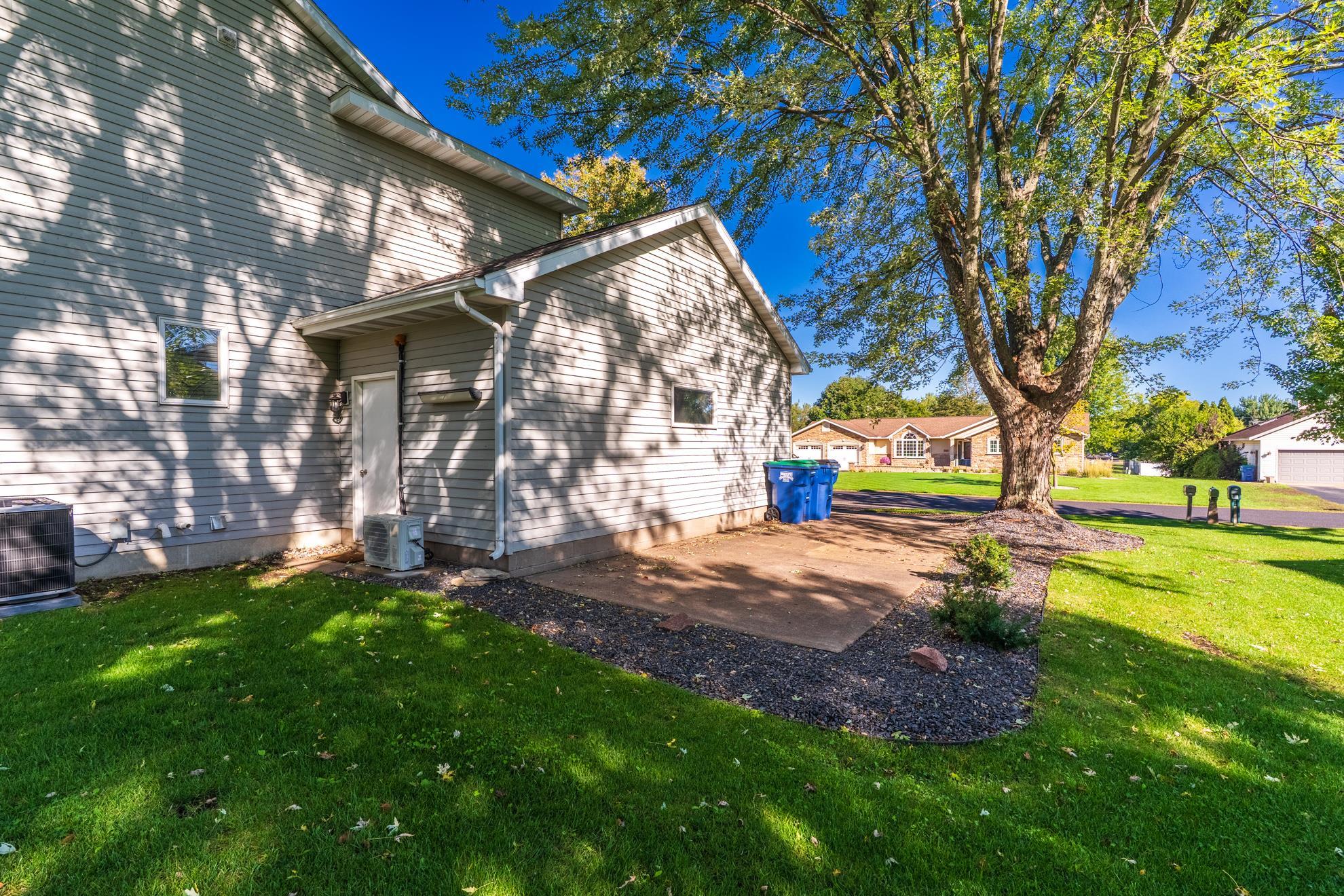 150057 Peregrine Way Property Photo 6