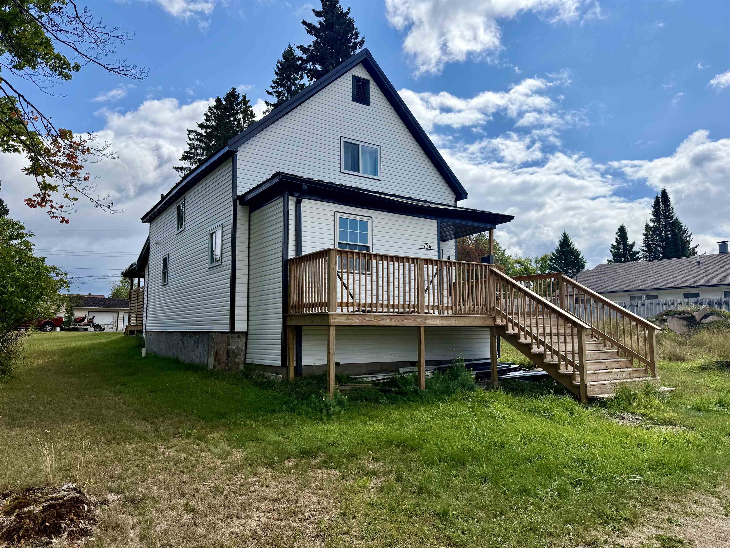 754 3rd Avenue Property Photo 1