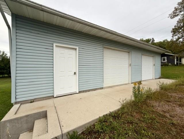 302 W Miller Street Property Photo 3