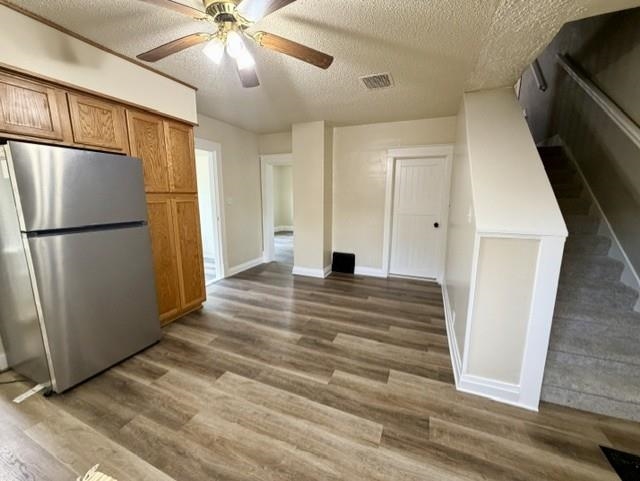 302 W Miller Street Property Photo 7