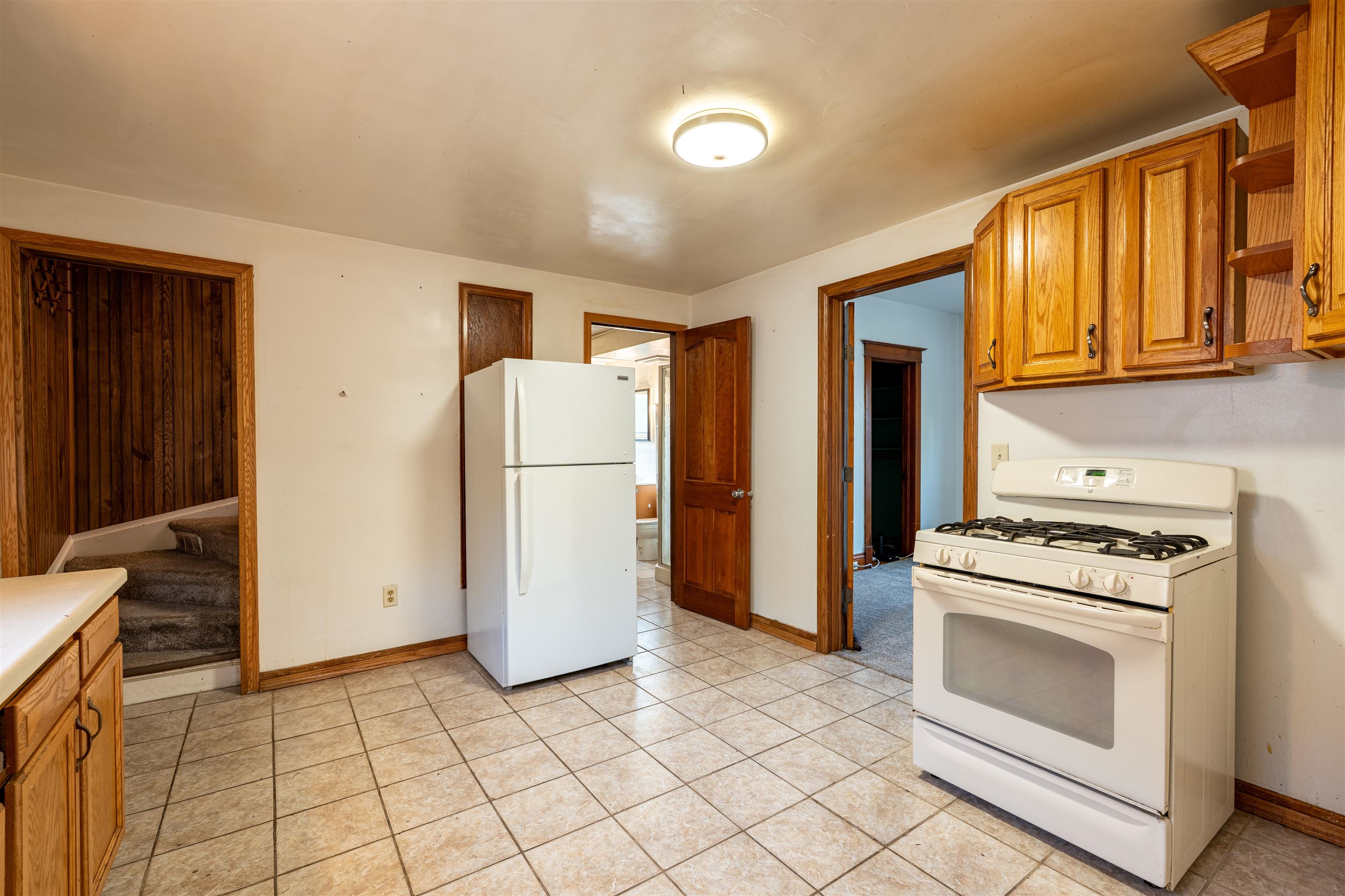 1010 S 7th Avenue Property Photo 12