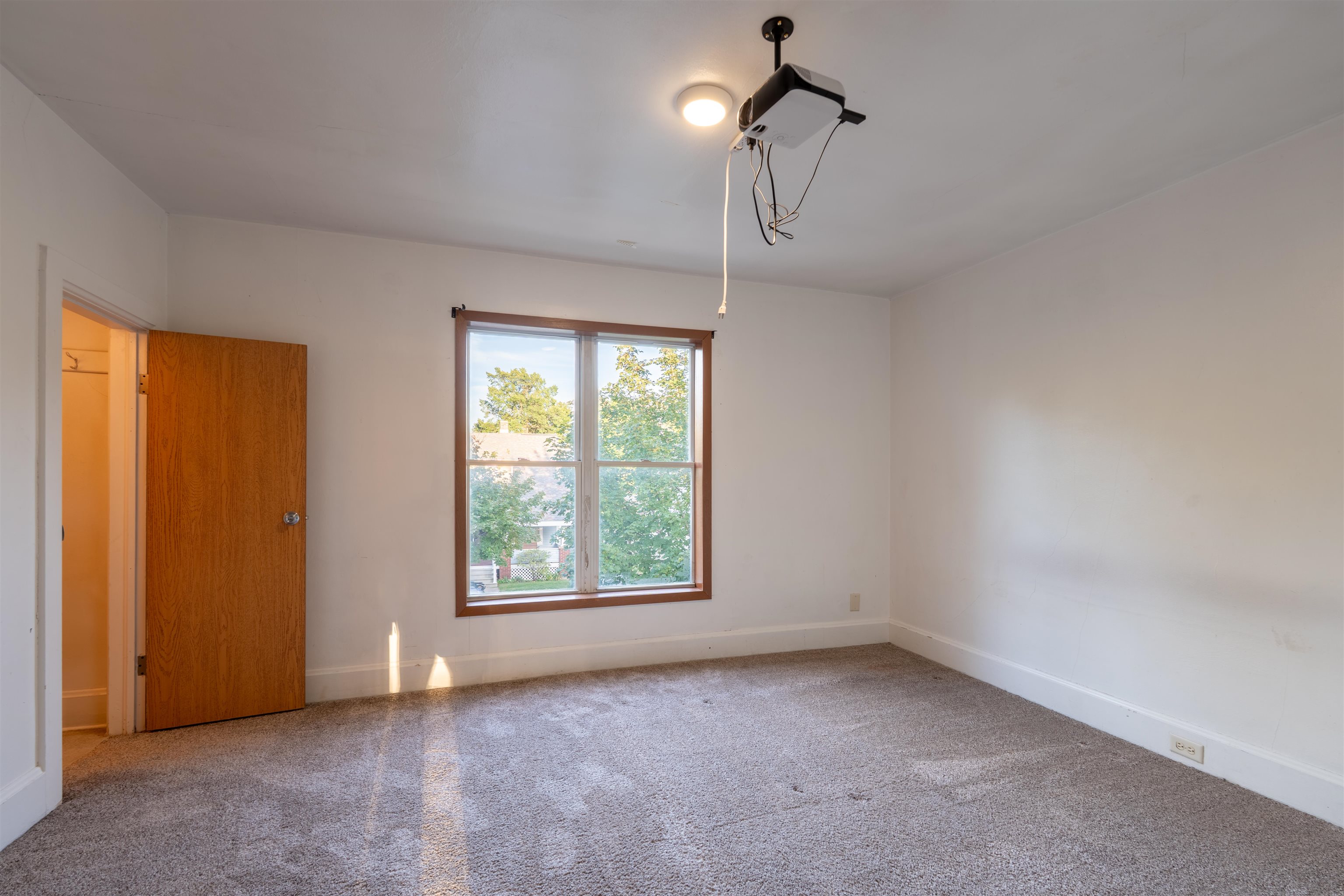 1010 S 7th Avenue Property Photo 26