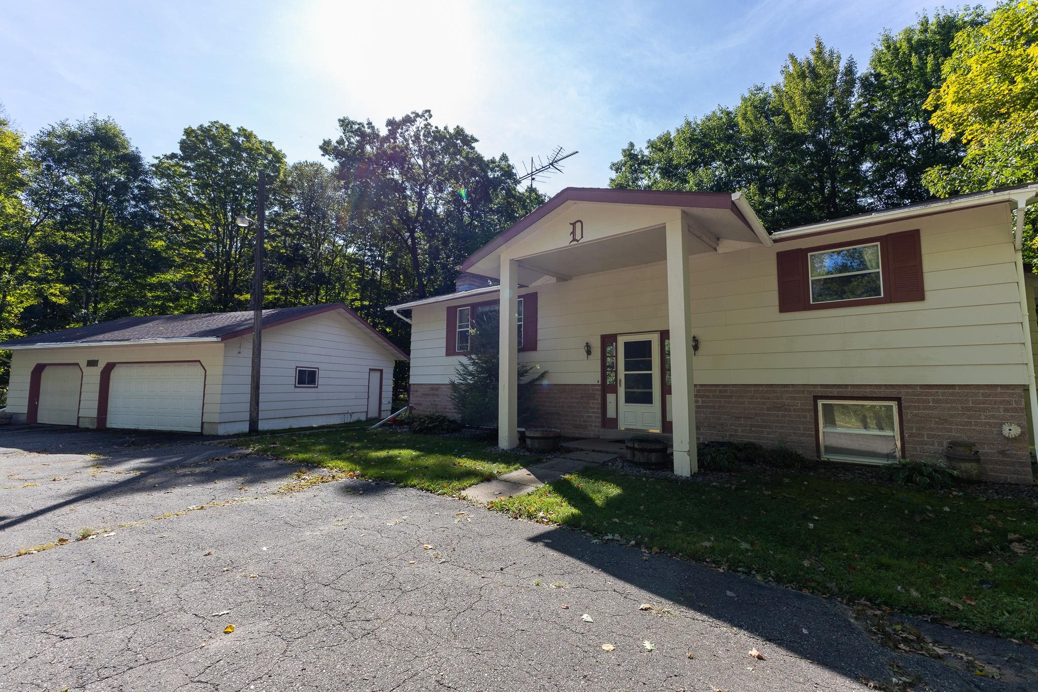 W10197 Birch Road Property Photo 1