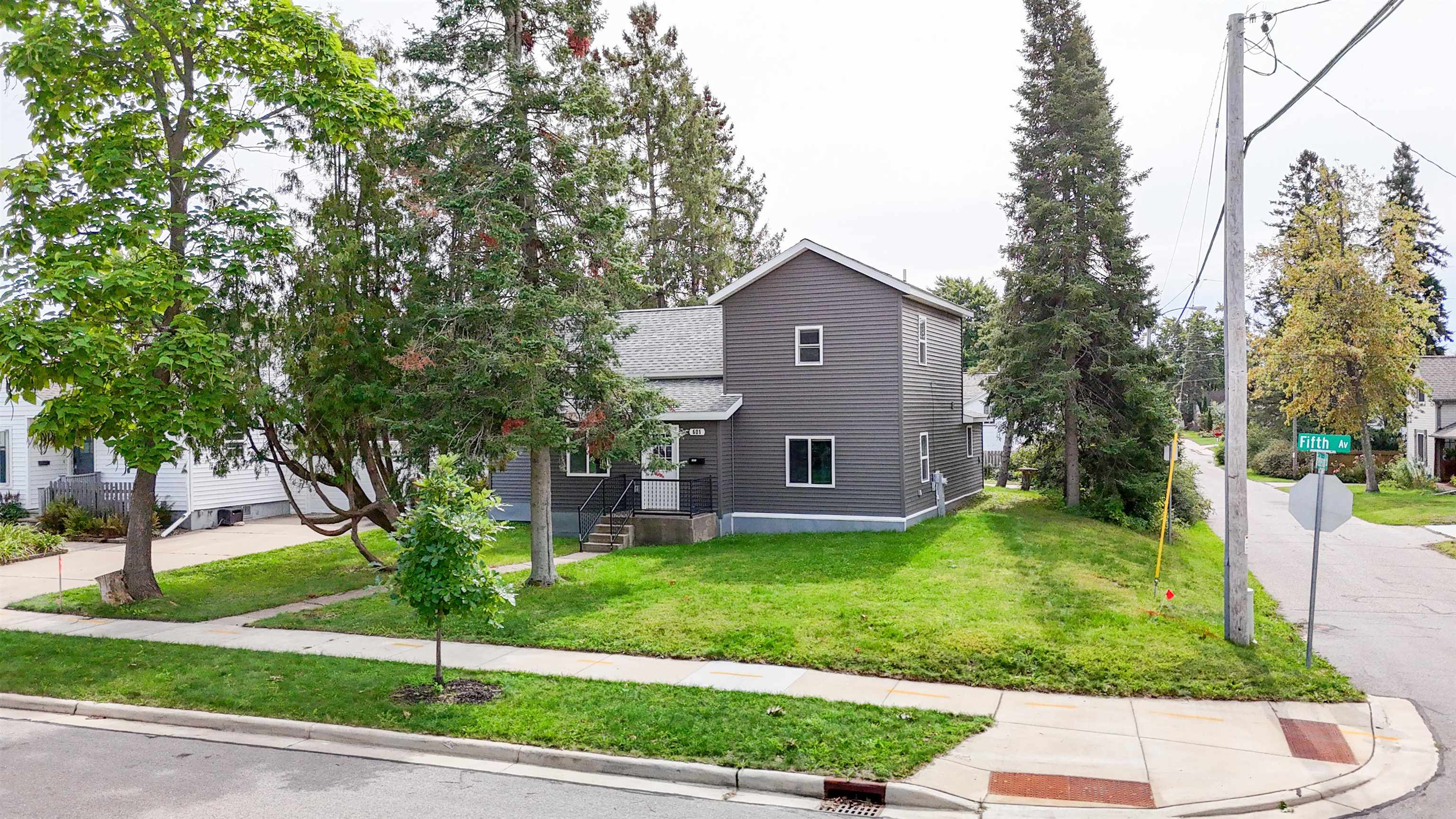 601 Fifth Avenue Property Photo 42