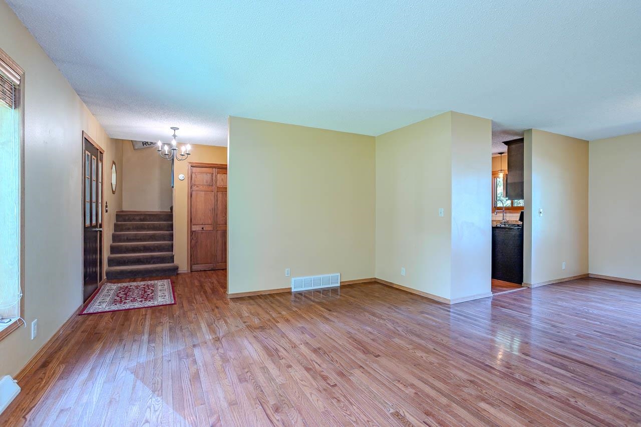 2279 Rickie Drive Property Photo 25