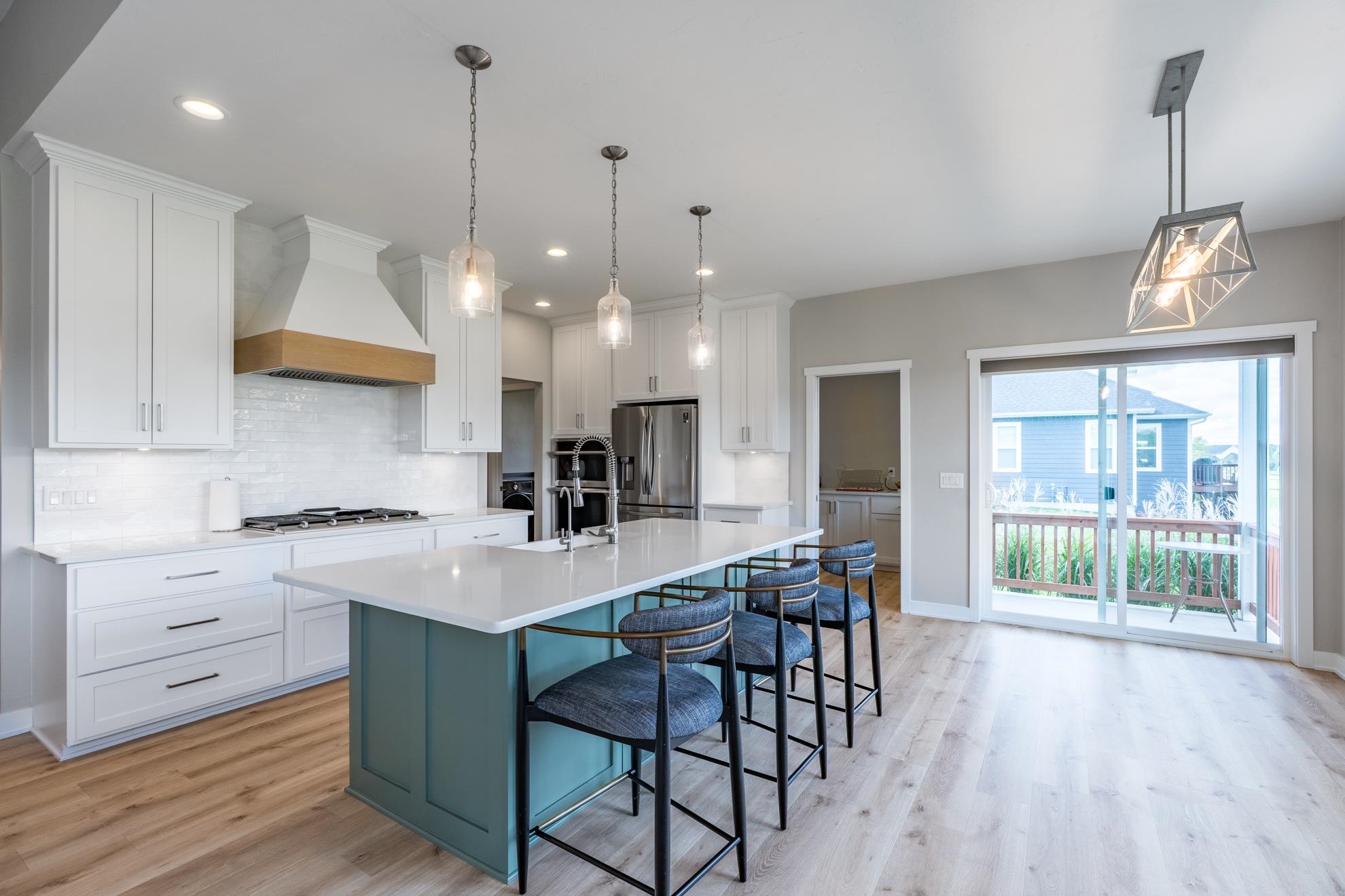 150706 Strawberry Lane Property Photo 7