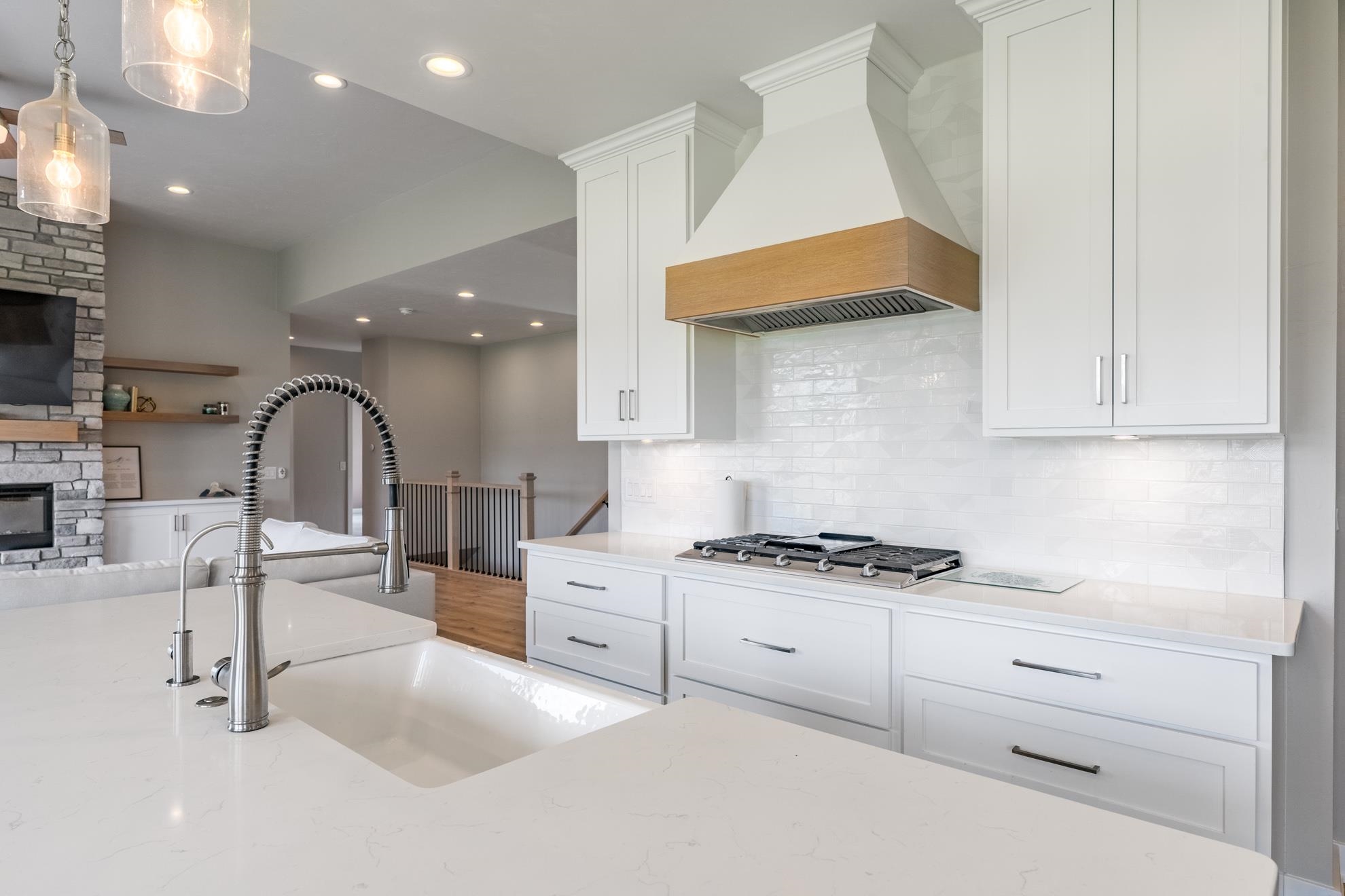 150706 Strawberry Lane Property Photo 11