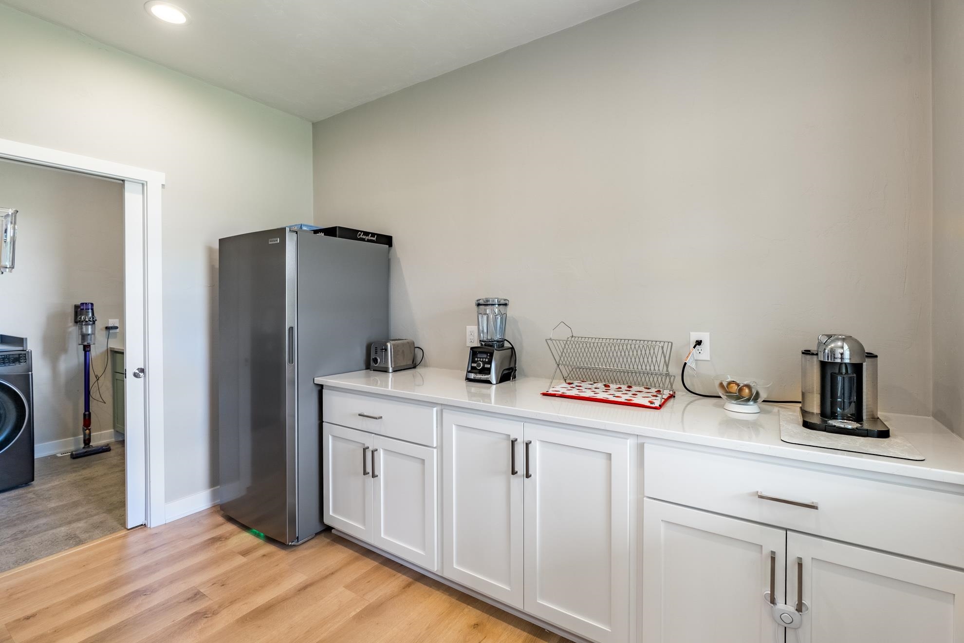 150706 Strawberry Lane Property Photo 14