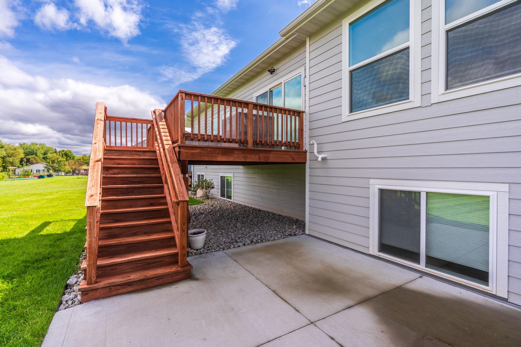 150706 Strawberry Lane Property Photo 47
