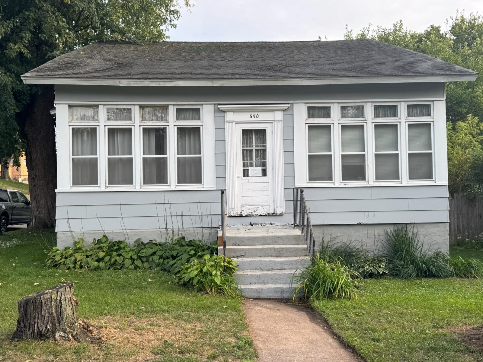 650 Avon Street Property Photo 1