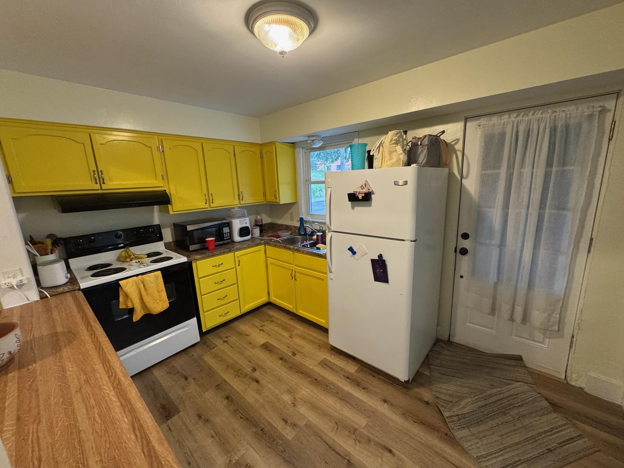 650 Avon Street Property Photo 18