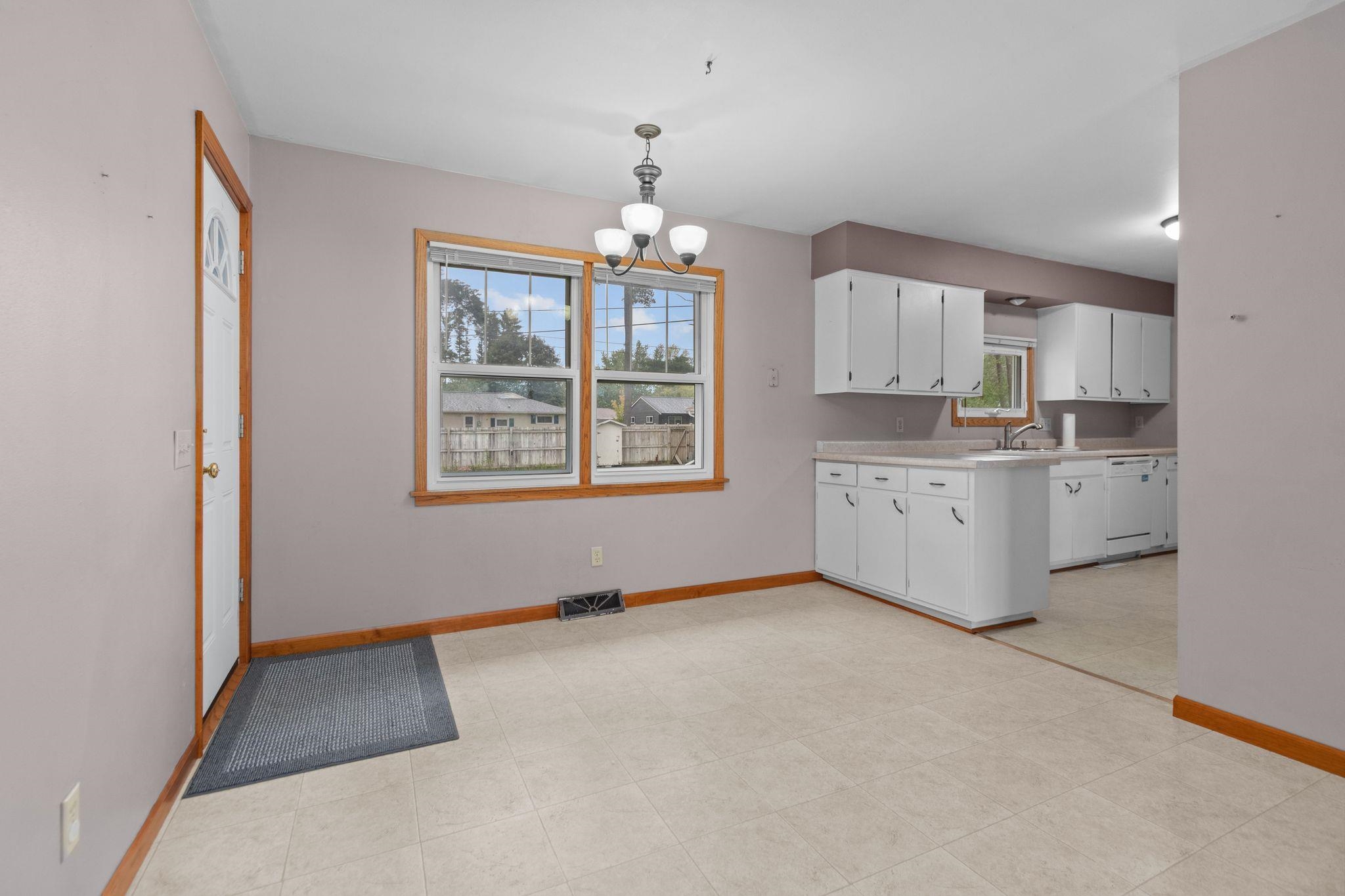 3121 2nd Street South Property Photo 8