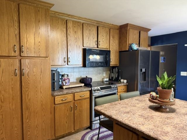 2508 S Wittman Avenue Property Photo 7