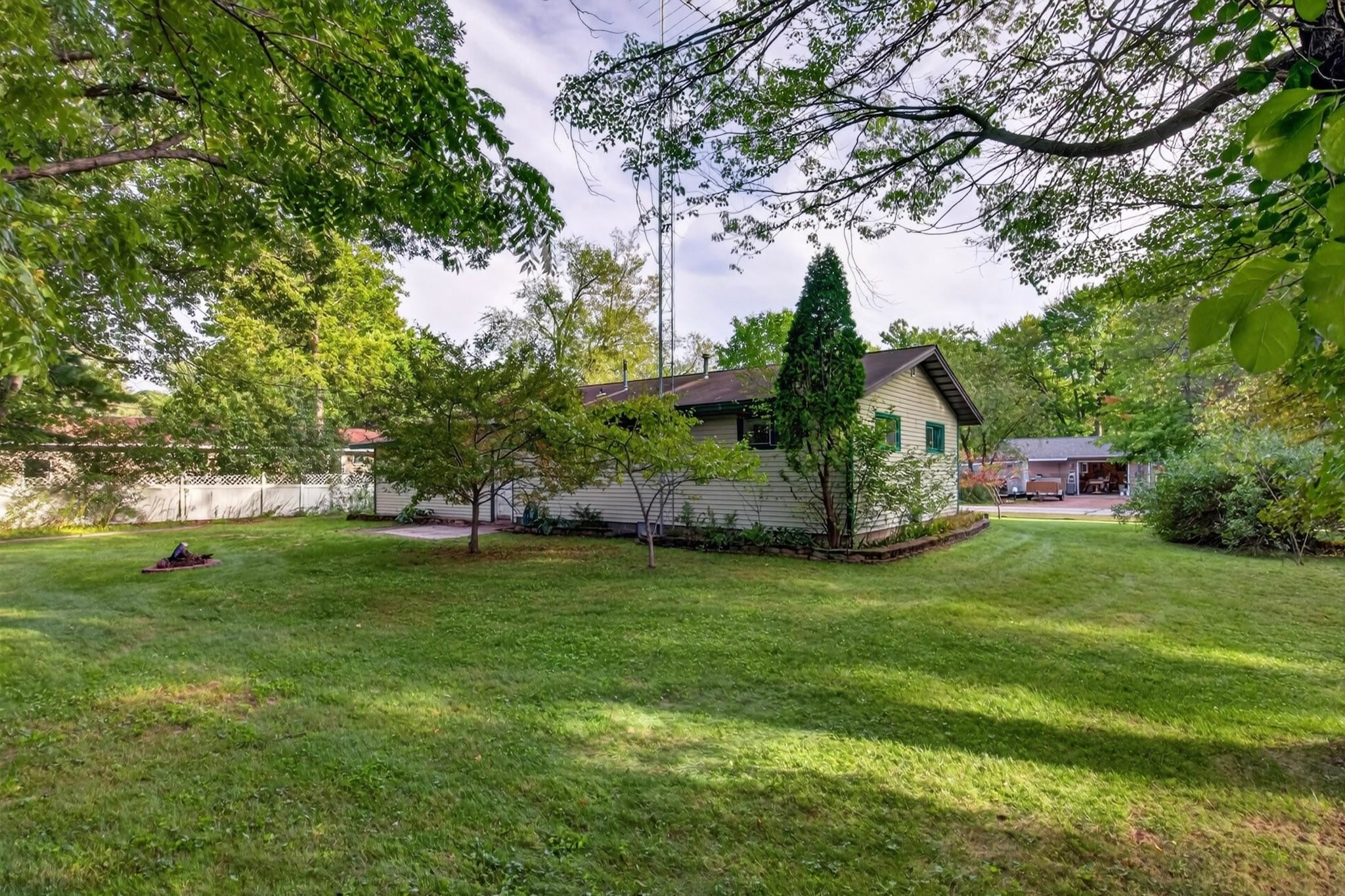 3121 Forest Lane Property Photo 18