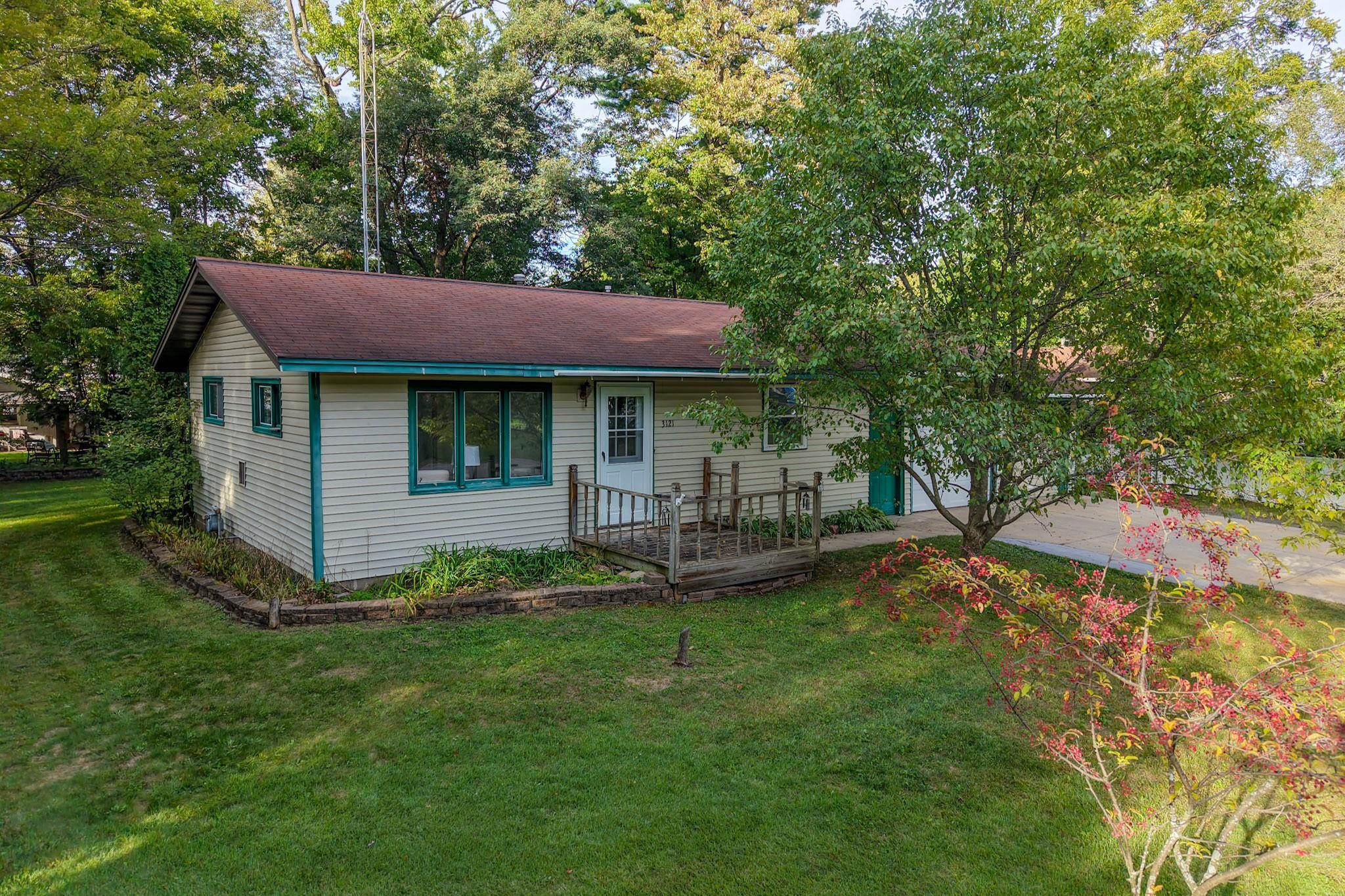 3121 Forest Lane Property Photo 24
