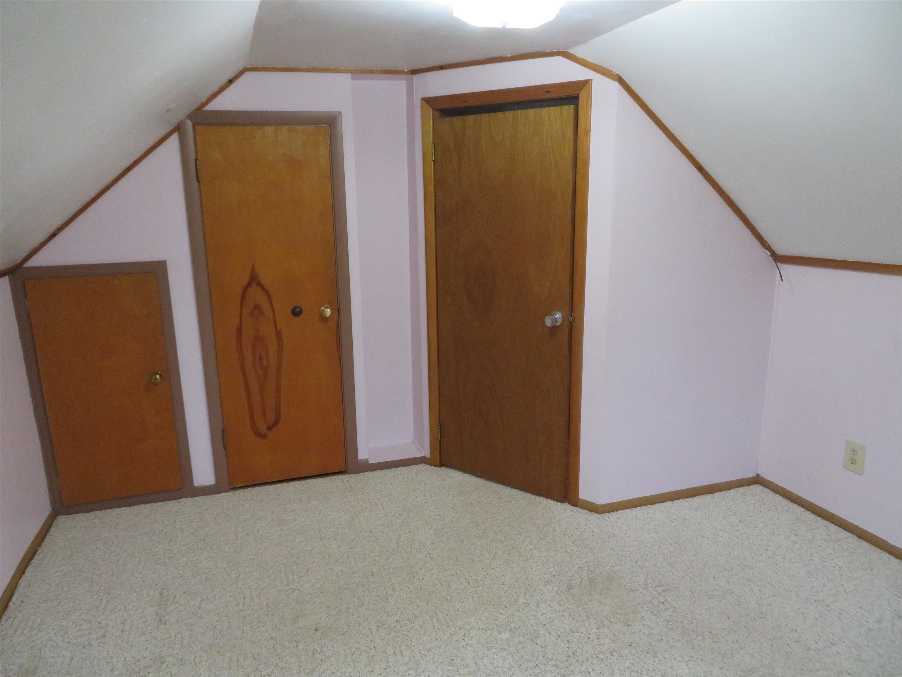 601 E 7th Street Property Photo 27