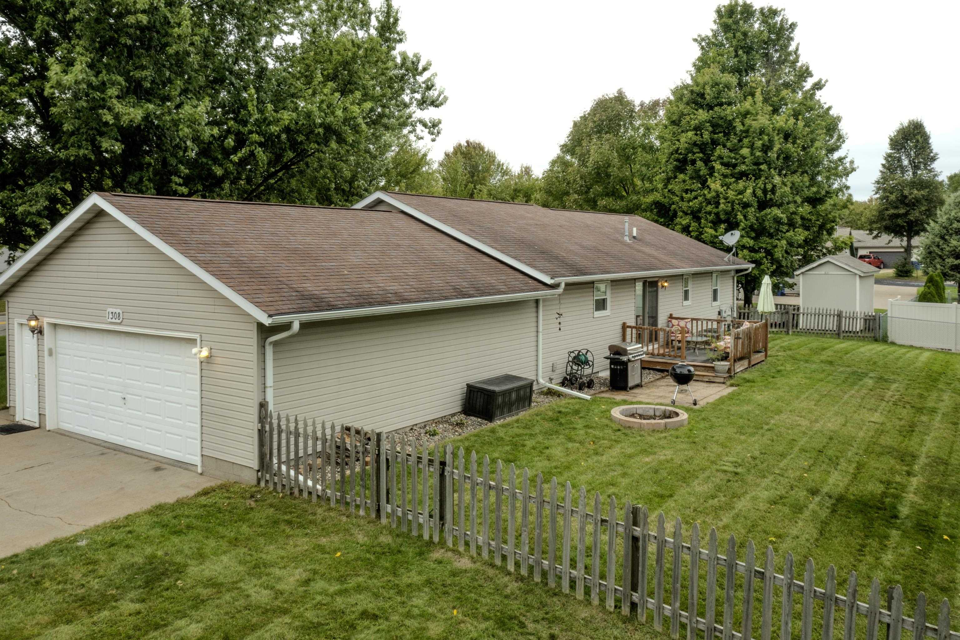 1308 Quaw Street Property Photo 12