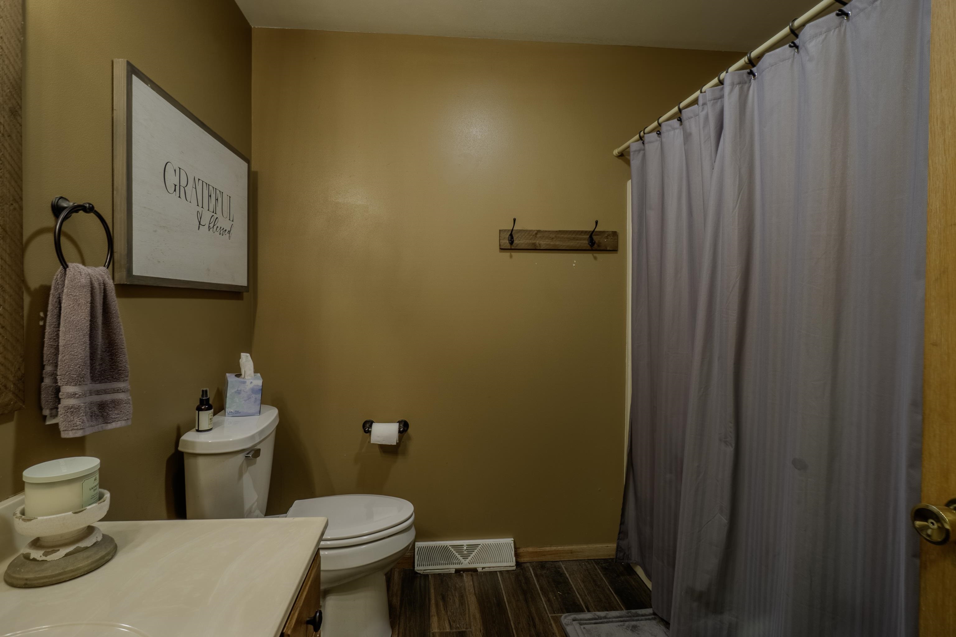 1308 Quaw Street Property Photo 25