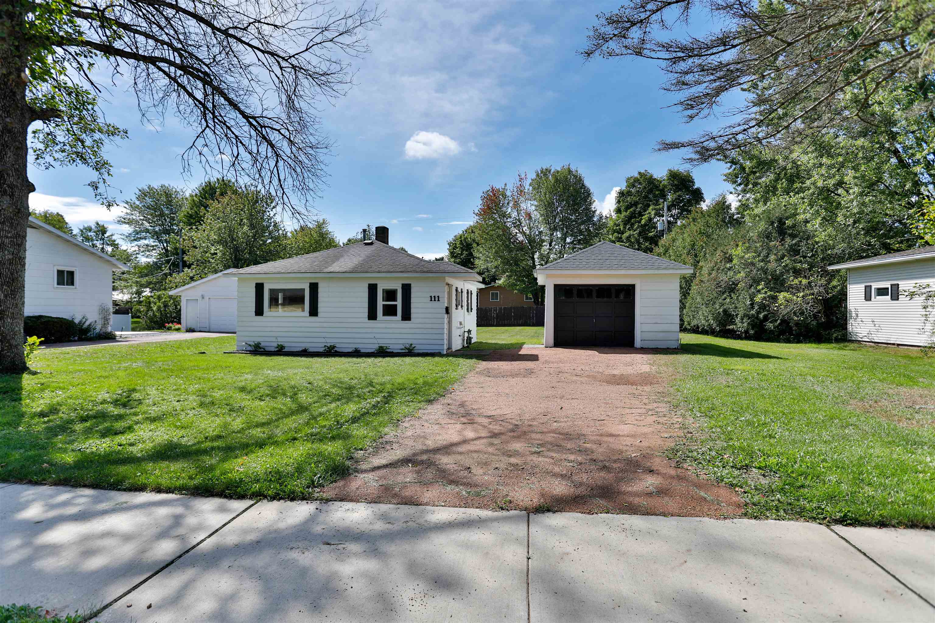 111 Schmidt Avenue Property Photo 1