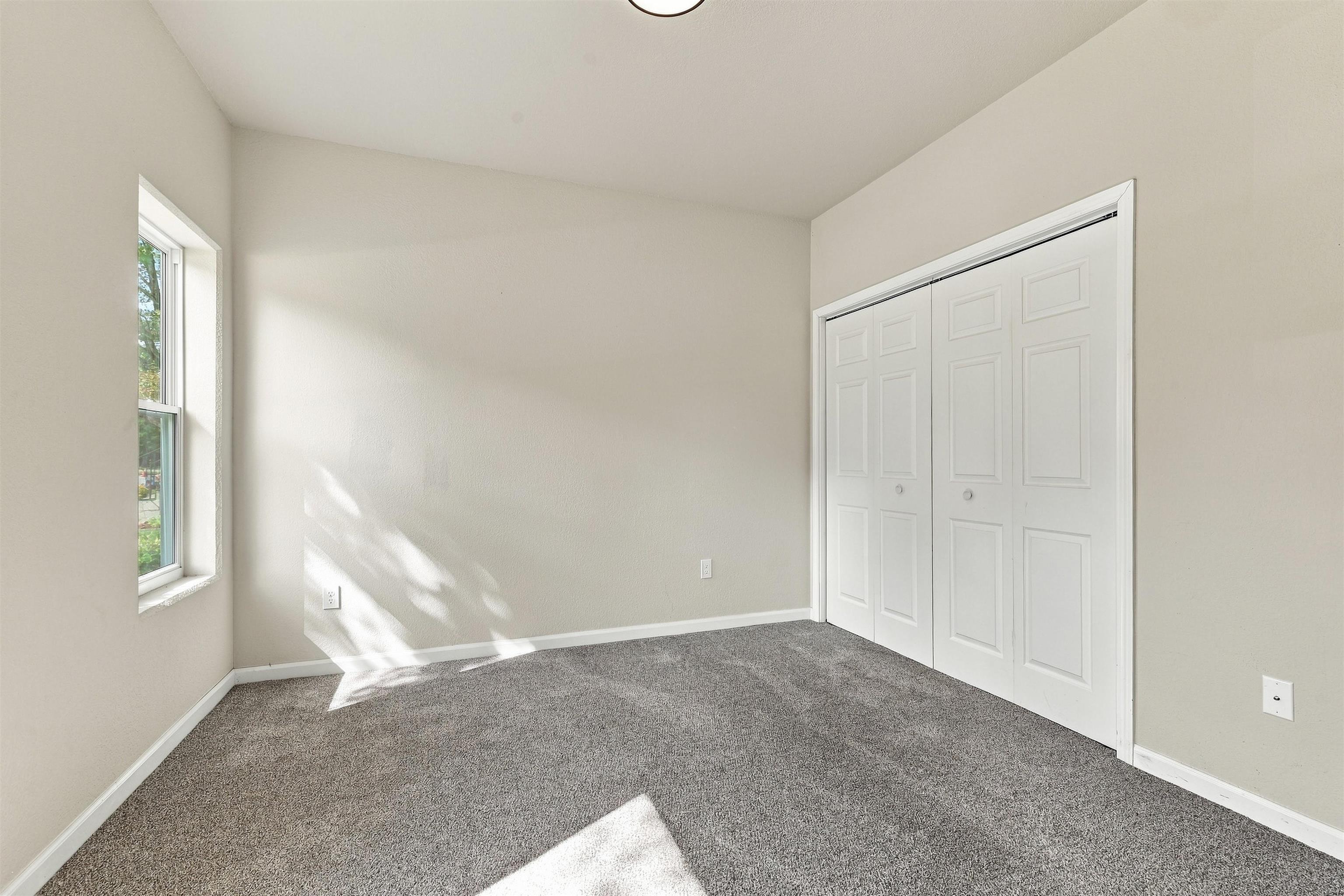 120 William Street Property Photo 10