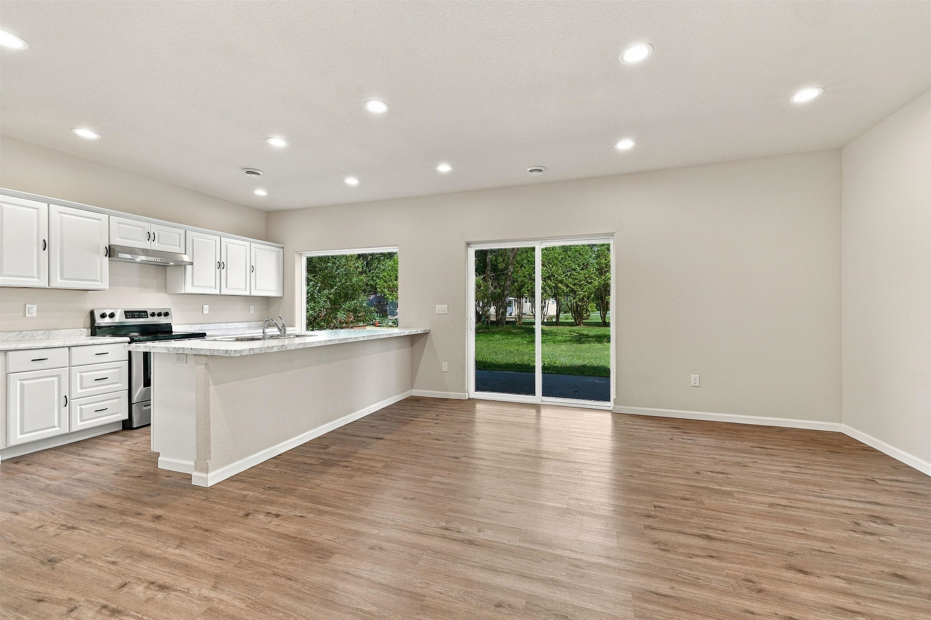 120 William Street Property Photo 13