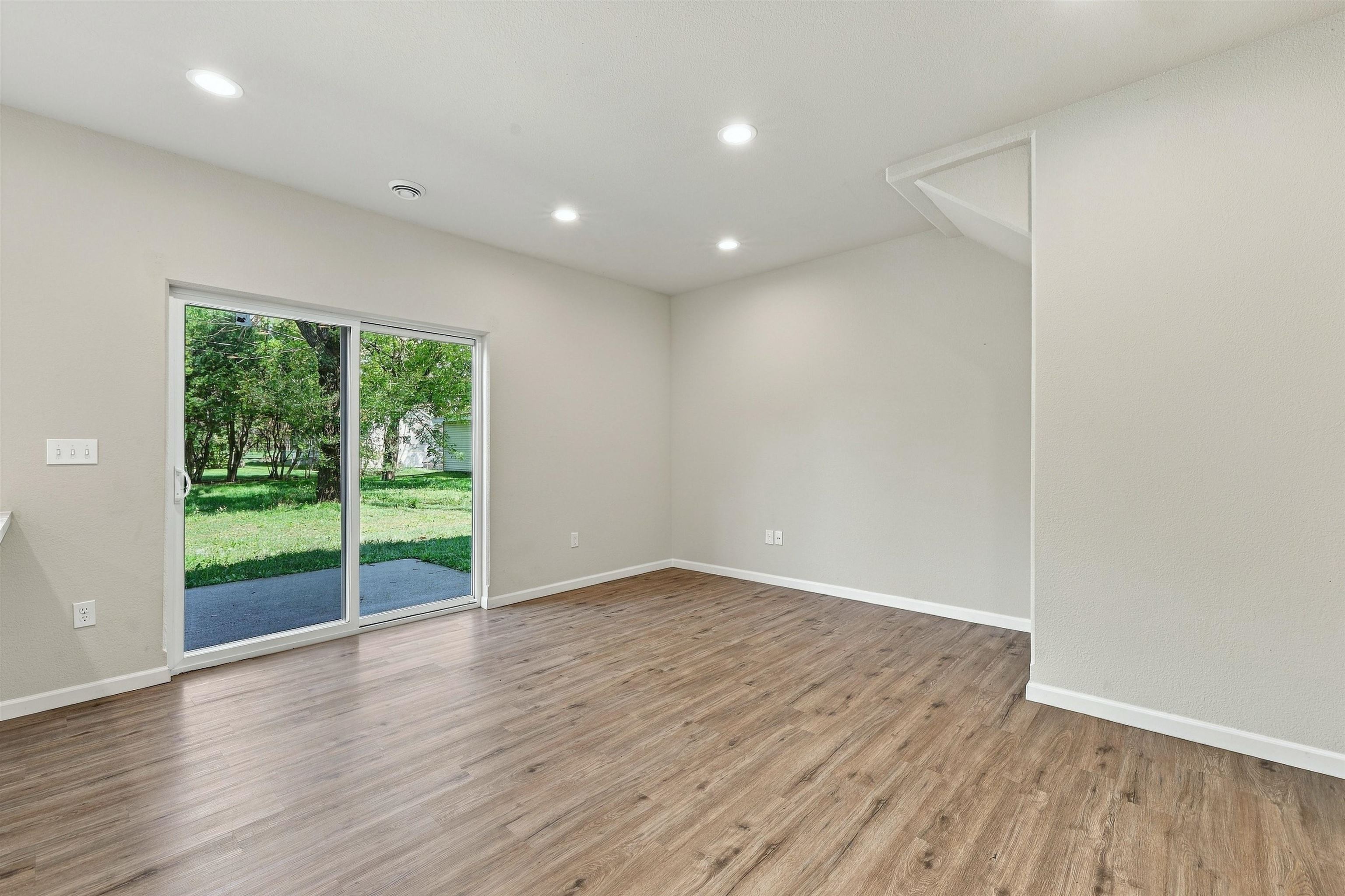 120 William Street Property Photo 22