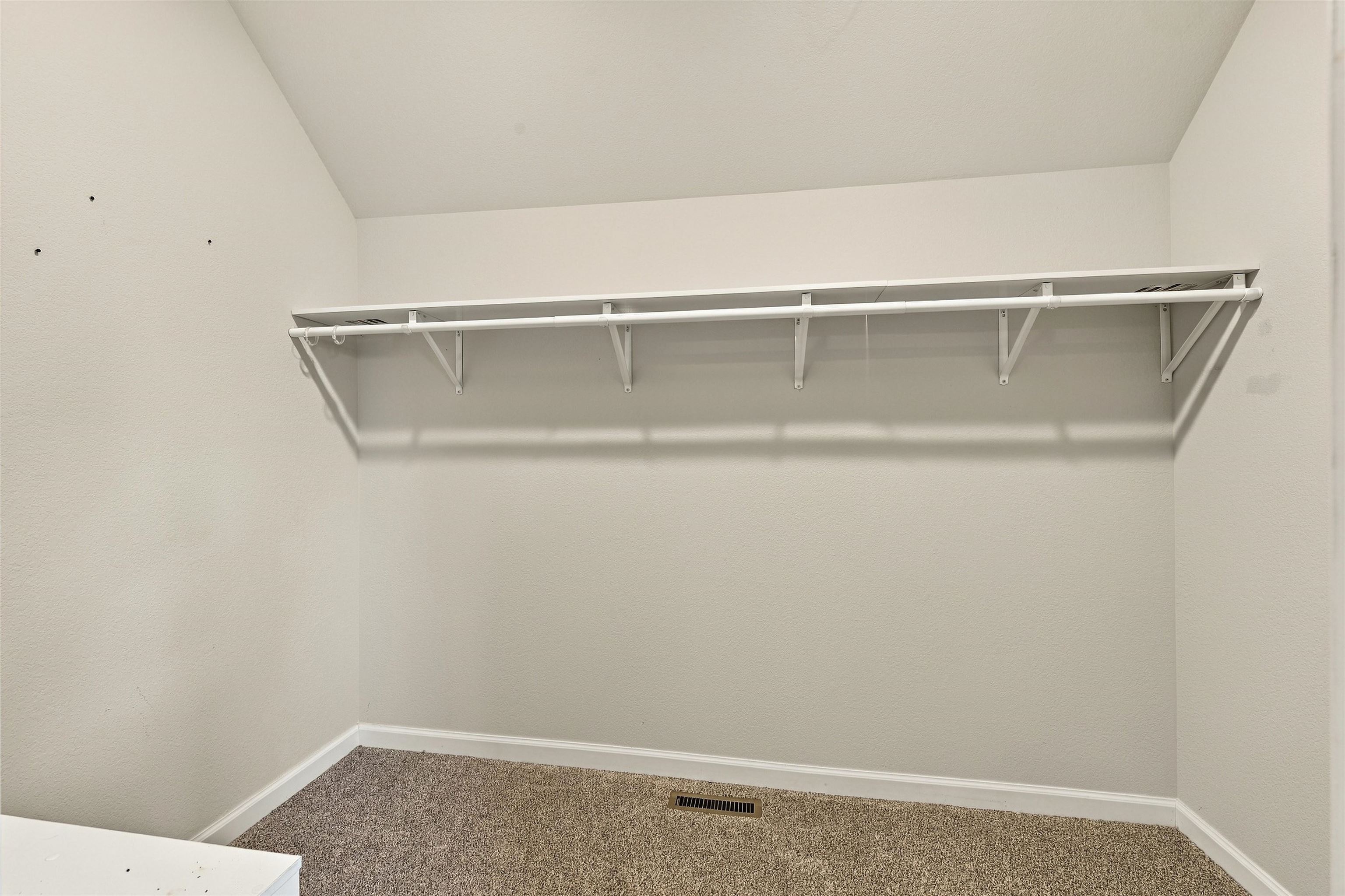 120 William Street Property Photo 41