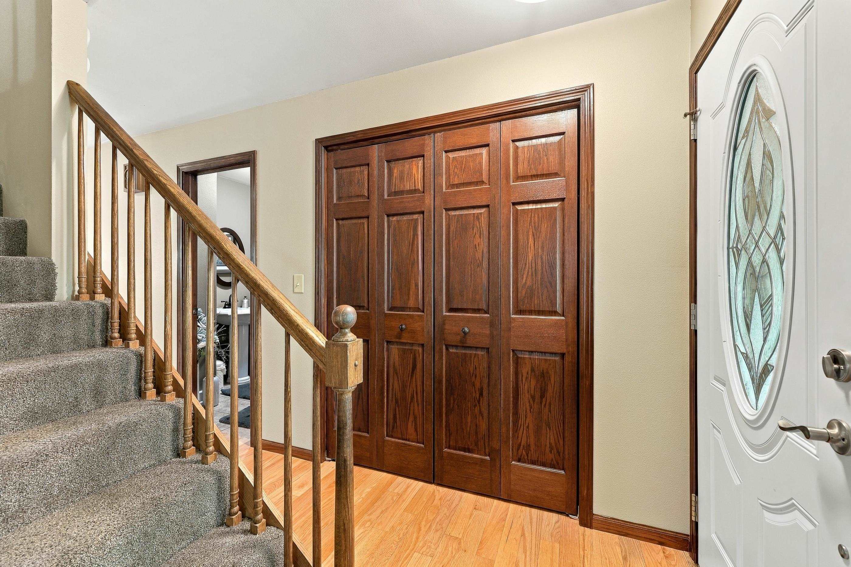 1603 Meadow View Lane Property Photo 7