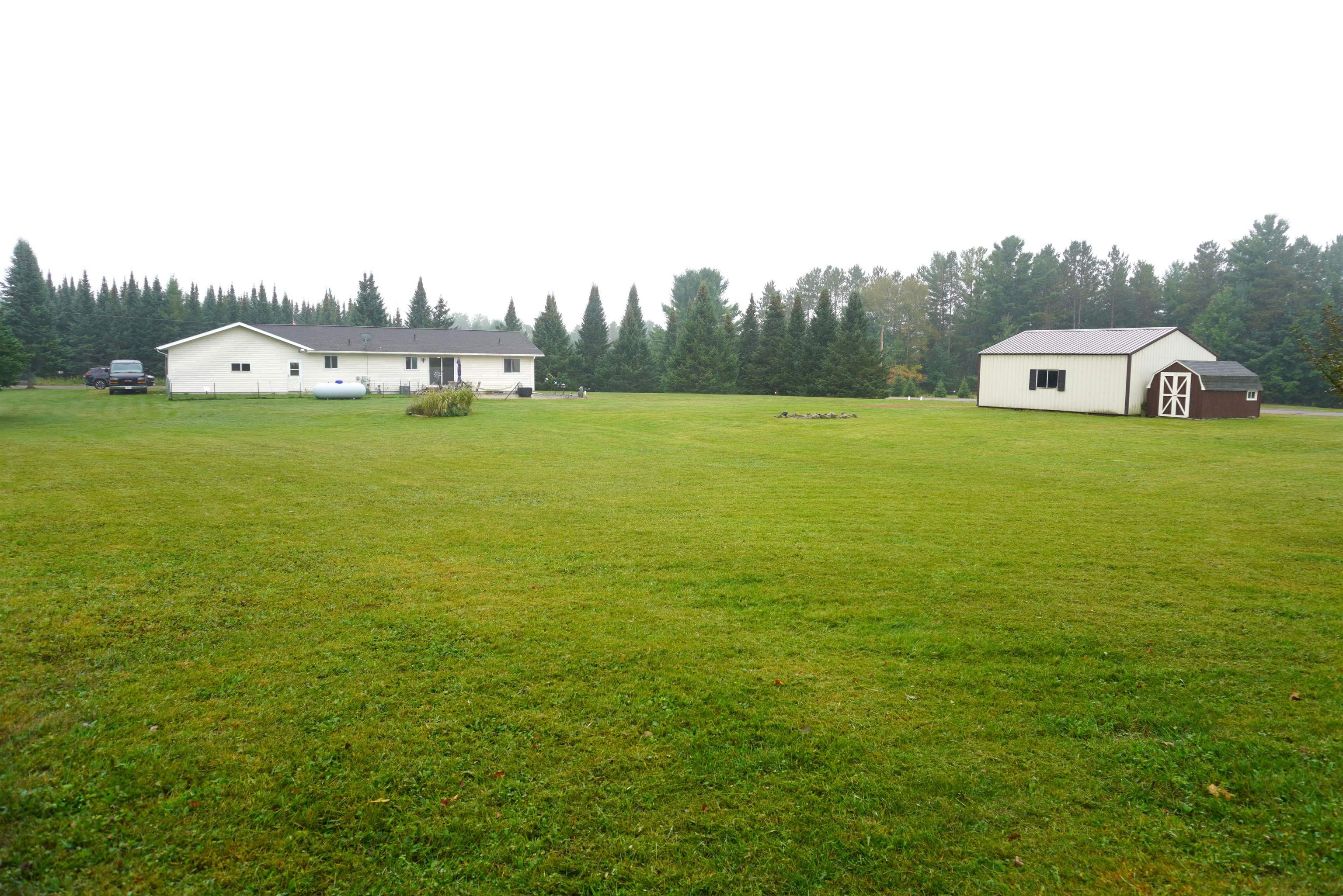 W7380 Mathews Road Property Photo 2